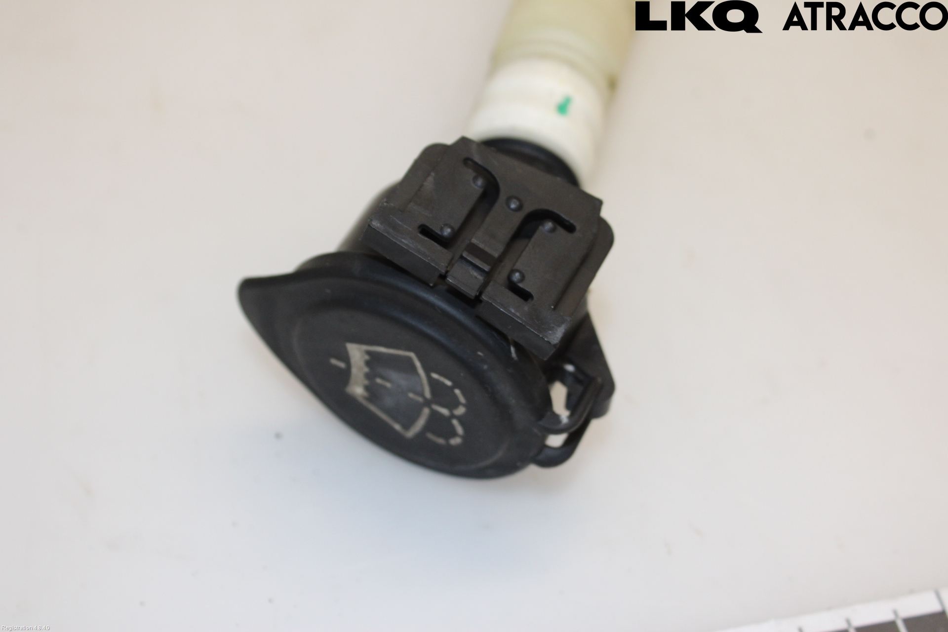 BMW 1 E87/81 5D/3D 03-11 Spolartank Påfyllningsrör