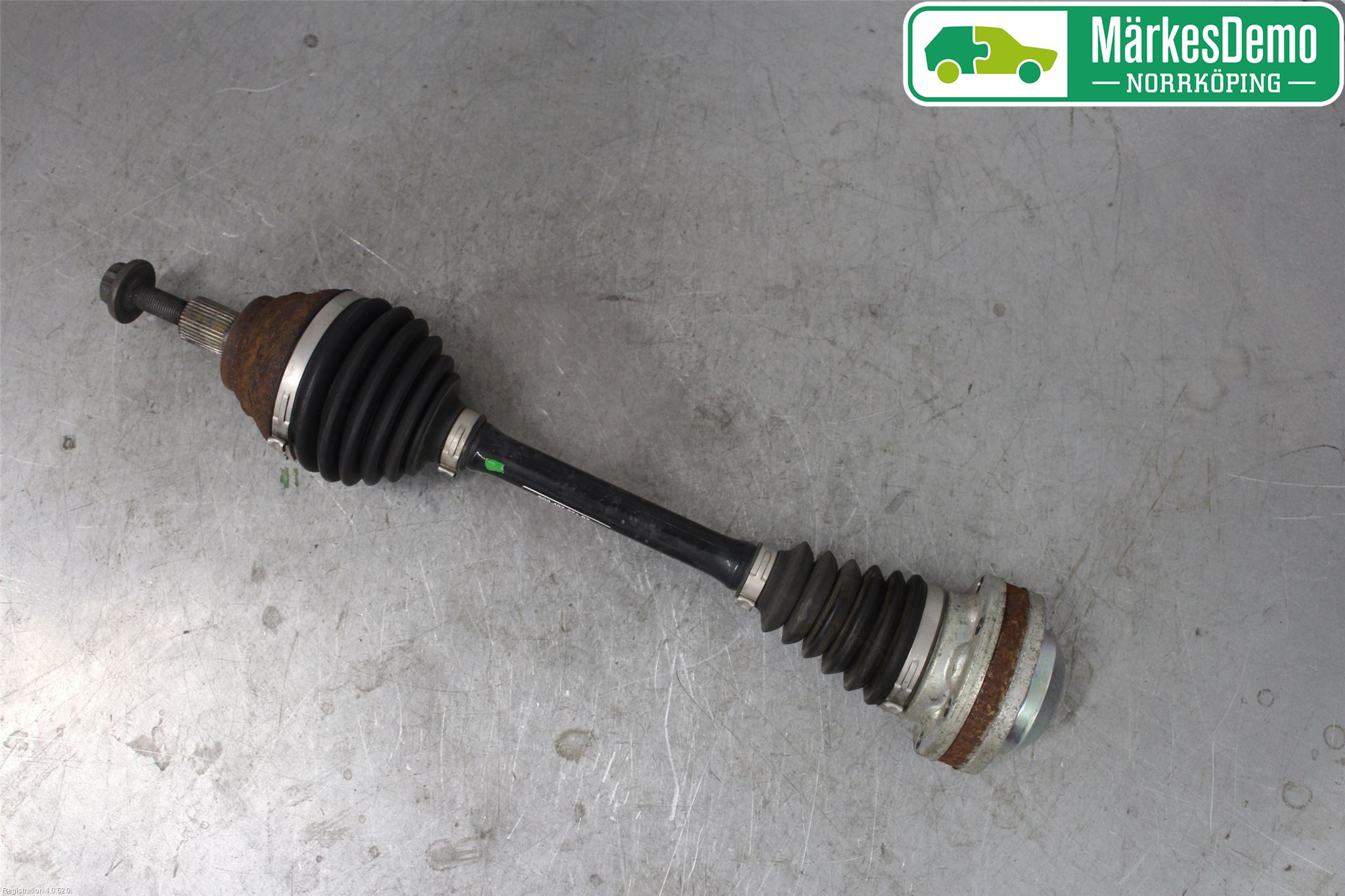 Audi A3/S3 8V 13-20 Drivaxel Fram Vänster