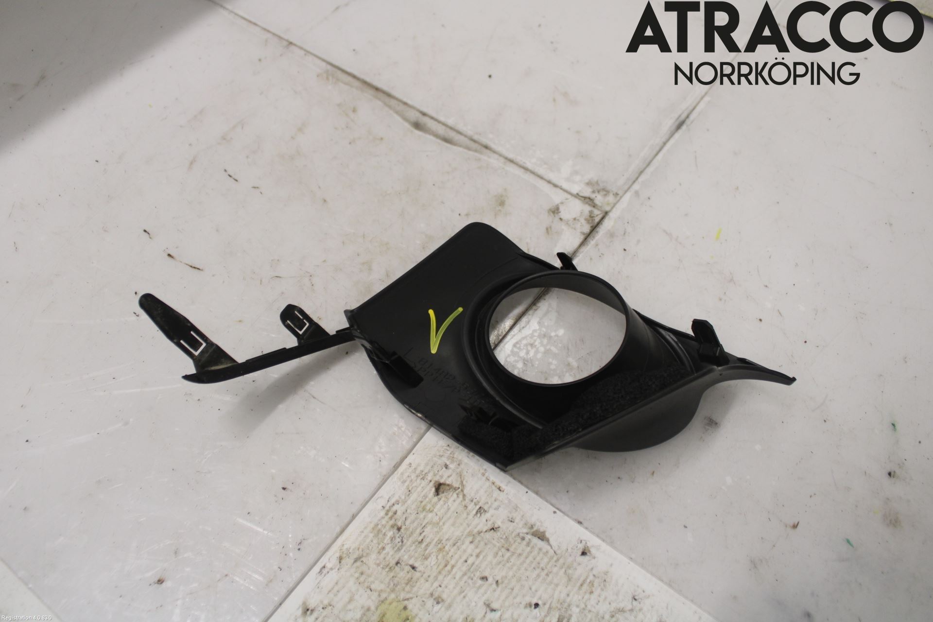 Lexus IS 250/350 14-20 Dimljussarg Fram