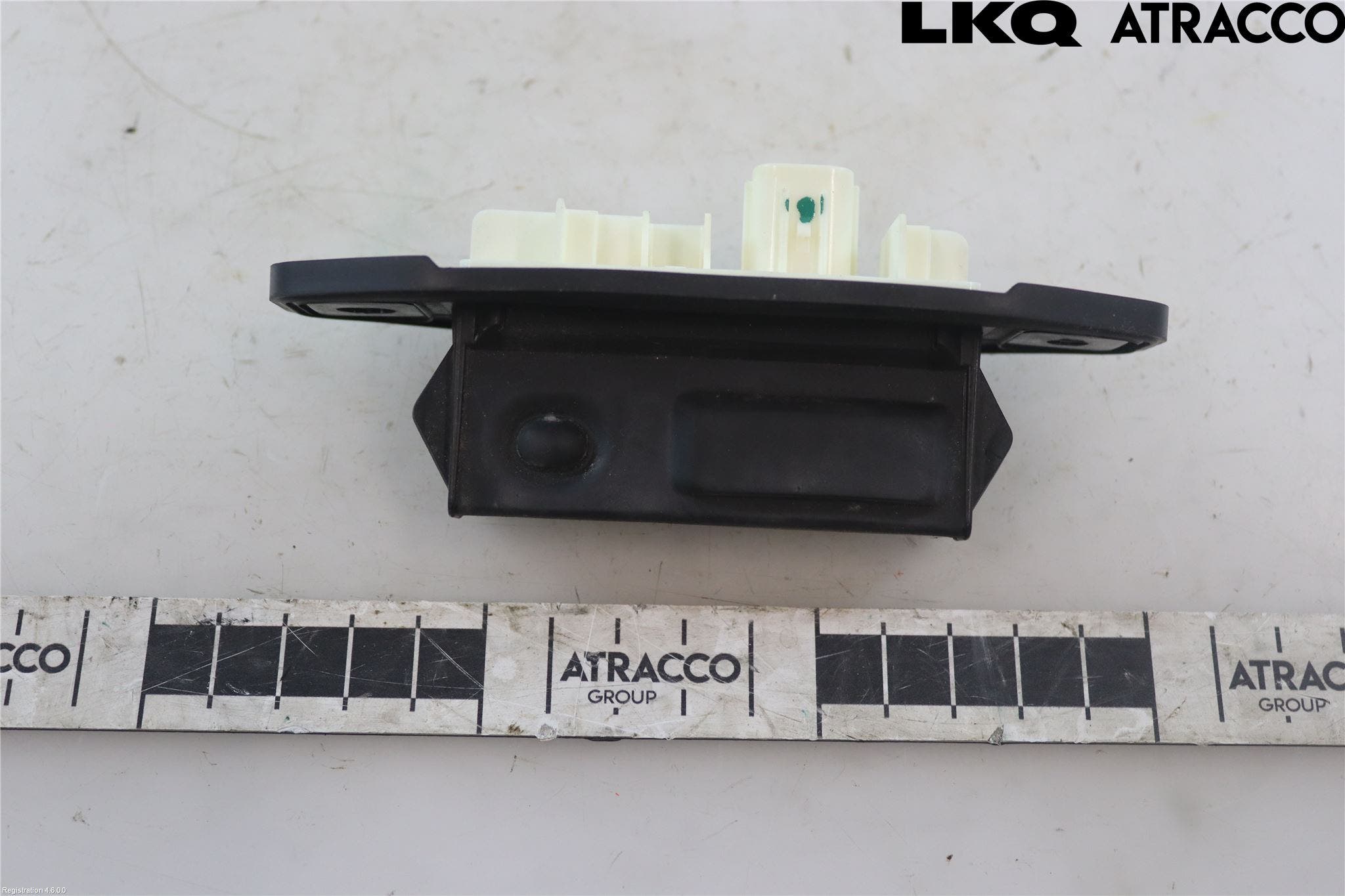 Toyota COROLLA 19- Bakluckehandtag