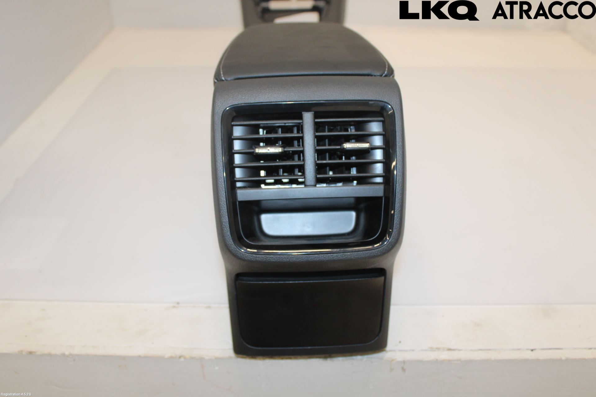 Skoda OCTAVIA (NX) 20- Instrumentkonsoll Mitt
