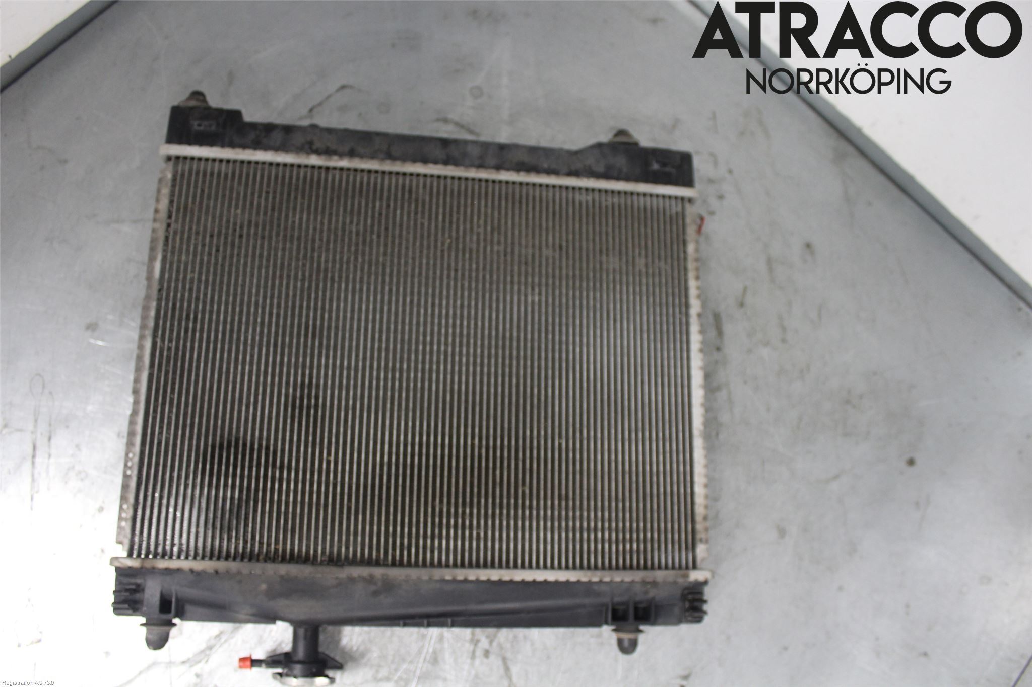 Toyota YARIS XP130 12-14 Kylare Man