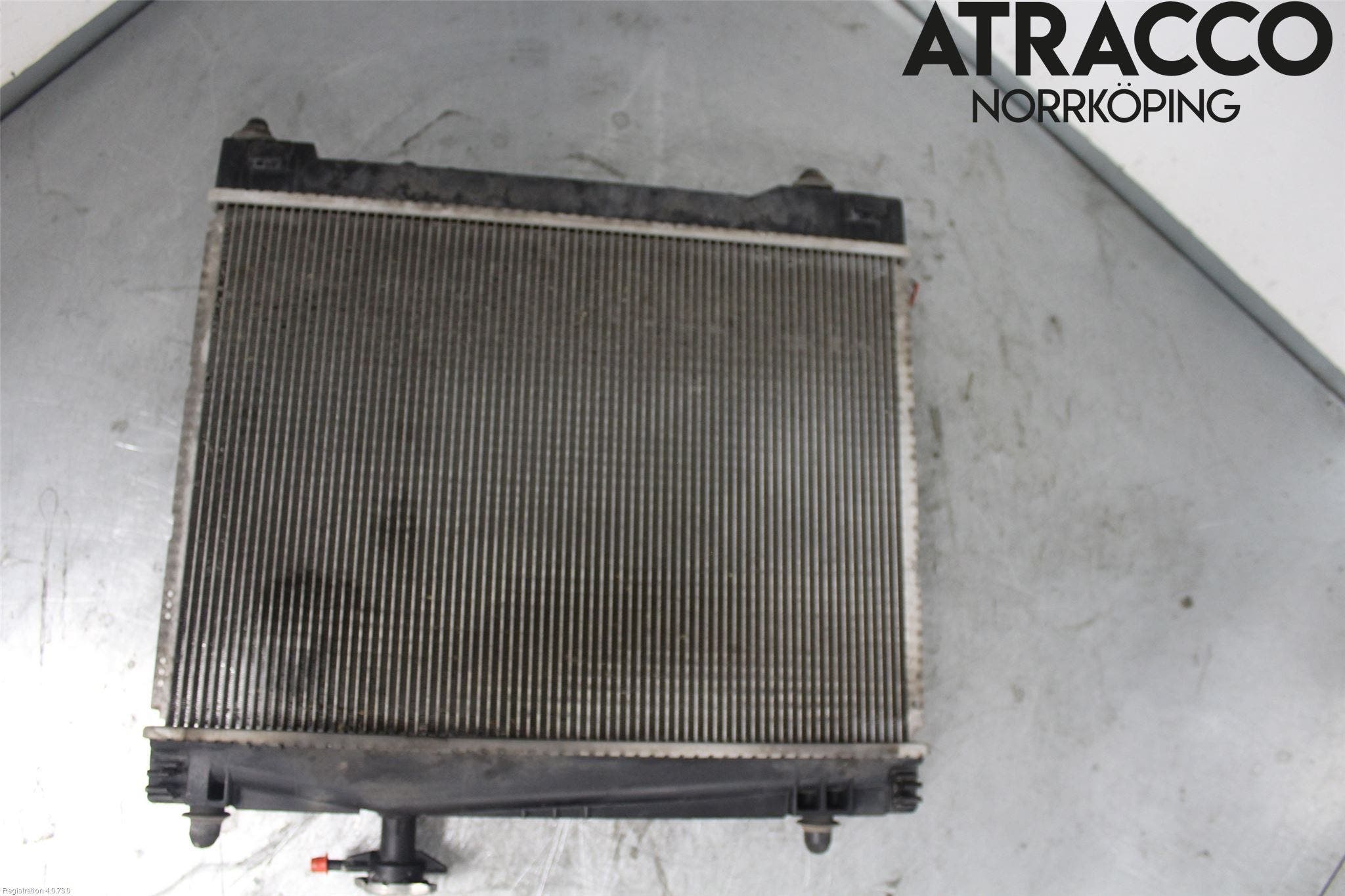 Toyota YARIS XP130 12-14 Kylare Man