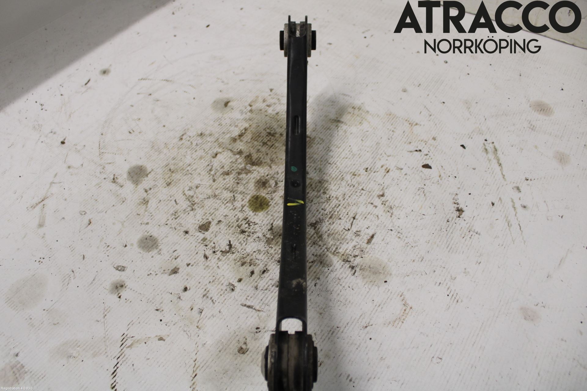 Audi A4/S4 B9 16-19 Bärarm Bak Övre Vänster