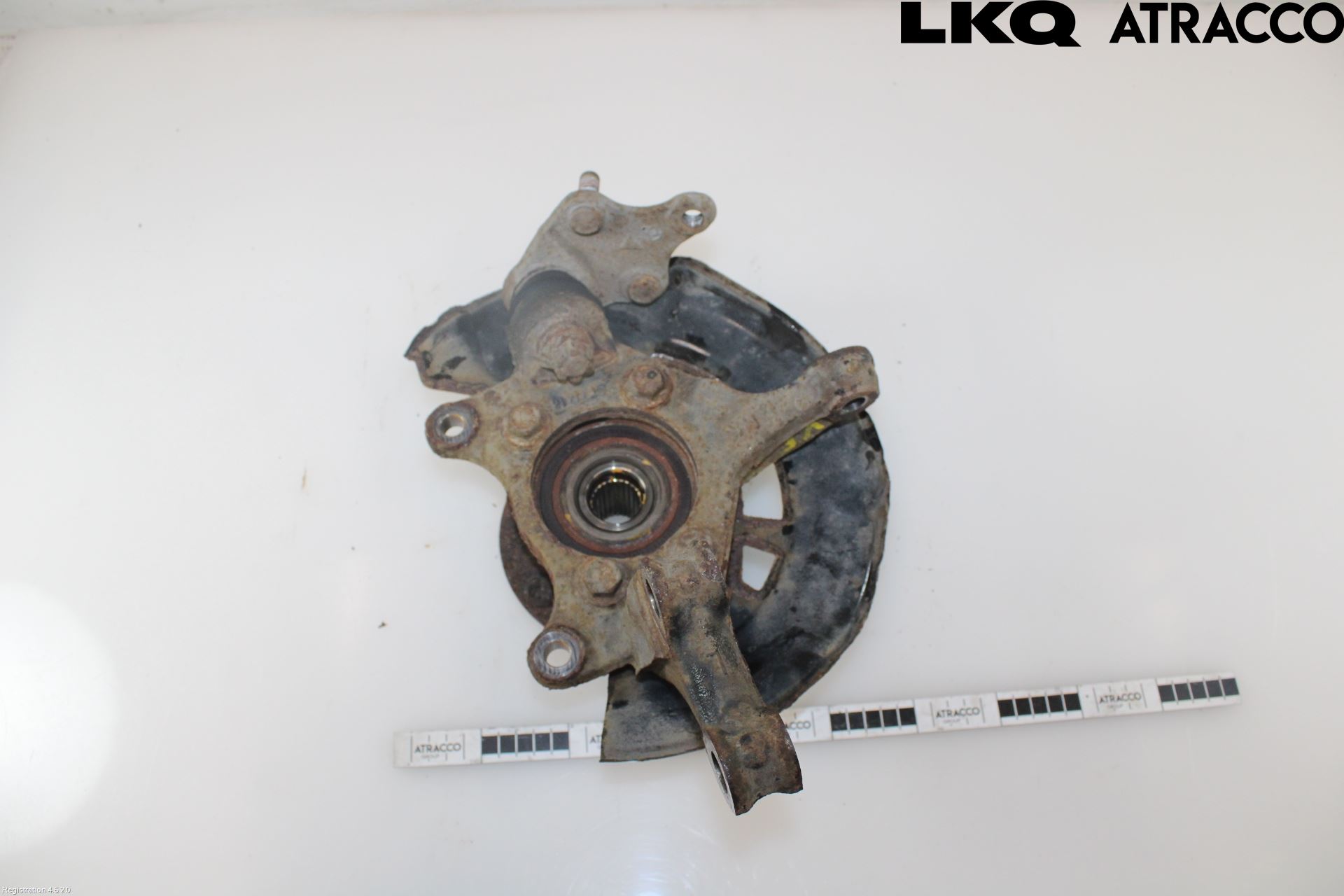 Toyota AVENSIS 09-15 Styrspindel Lagerhus Vä