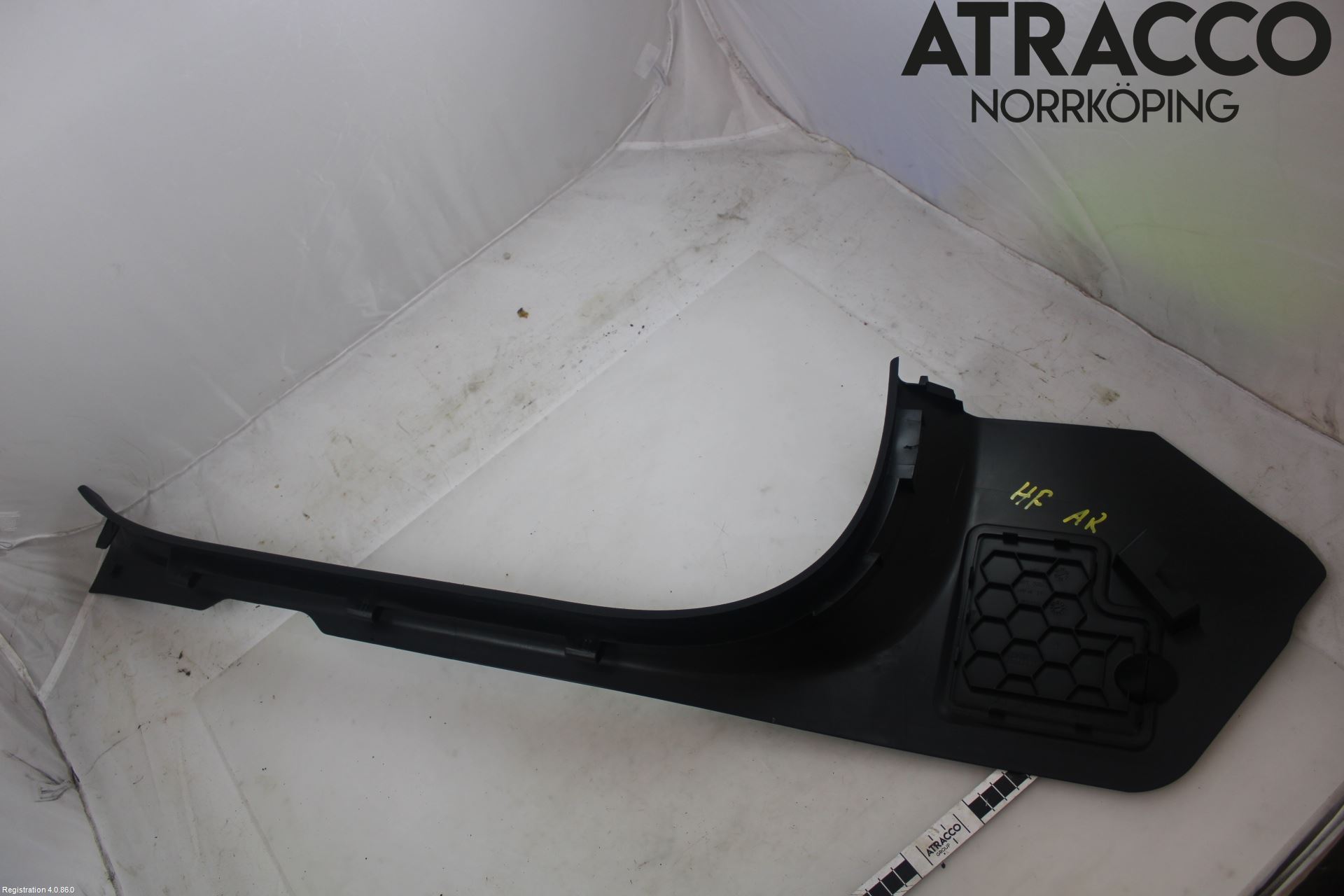 Mercedes-Benz MB EQC (N293) 20- Inr Plastd A-B-C Stolpe