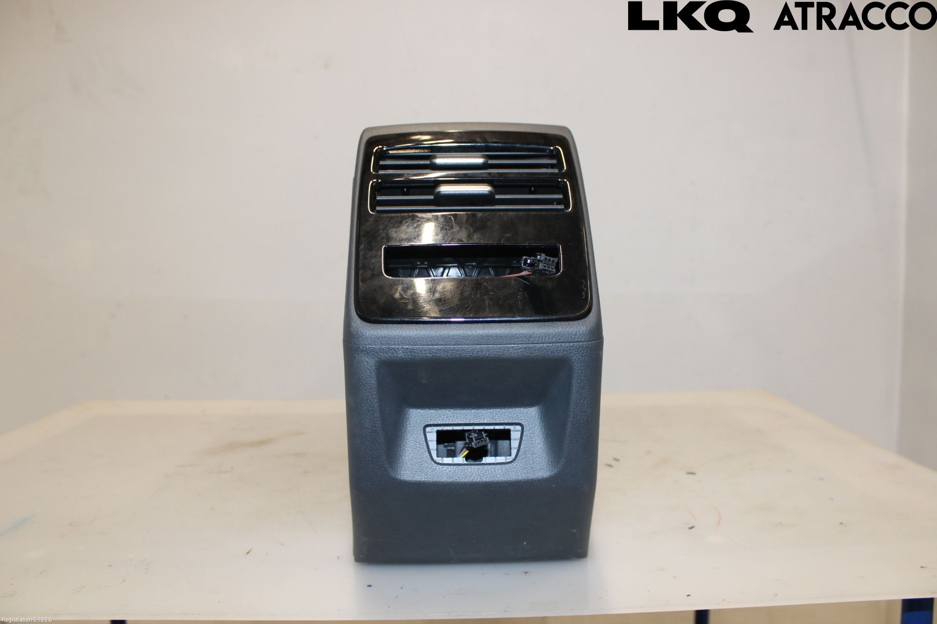 Volkswagen VW ID.7/TOURER 24- Inr Tunnelfack