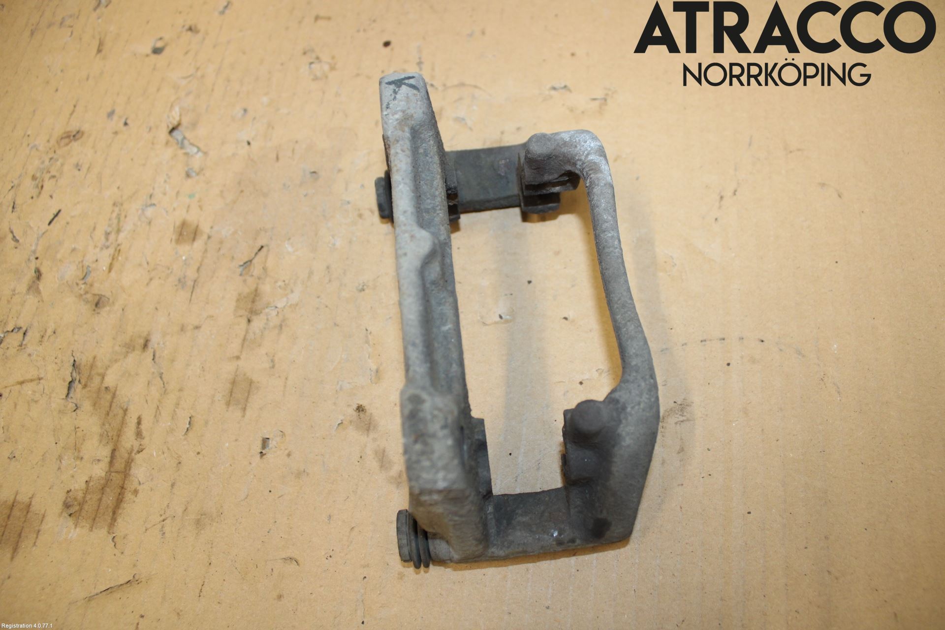 Toyota PROACE II 16- Bromsokshållare