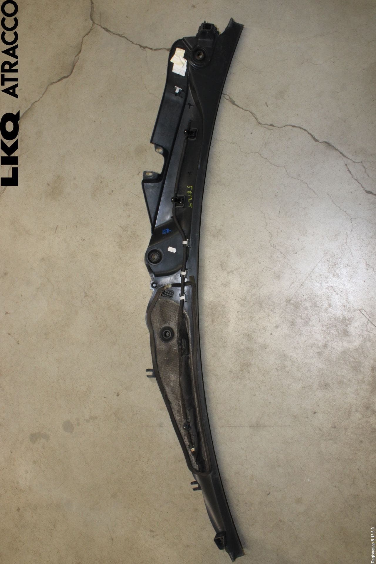 Mercedes-Benz MB E-KLASS (W212) 09-16 Torpedplåt-Torpedplast