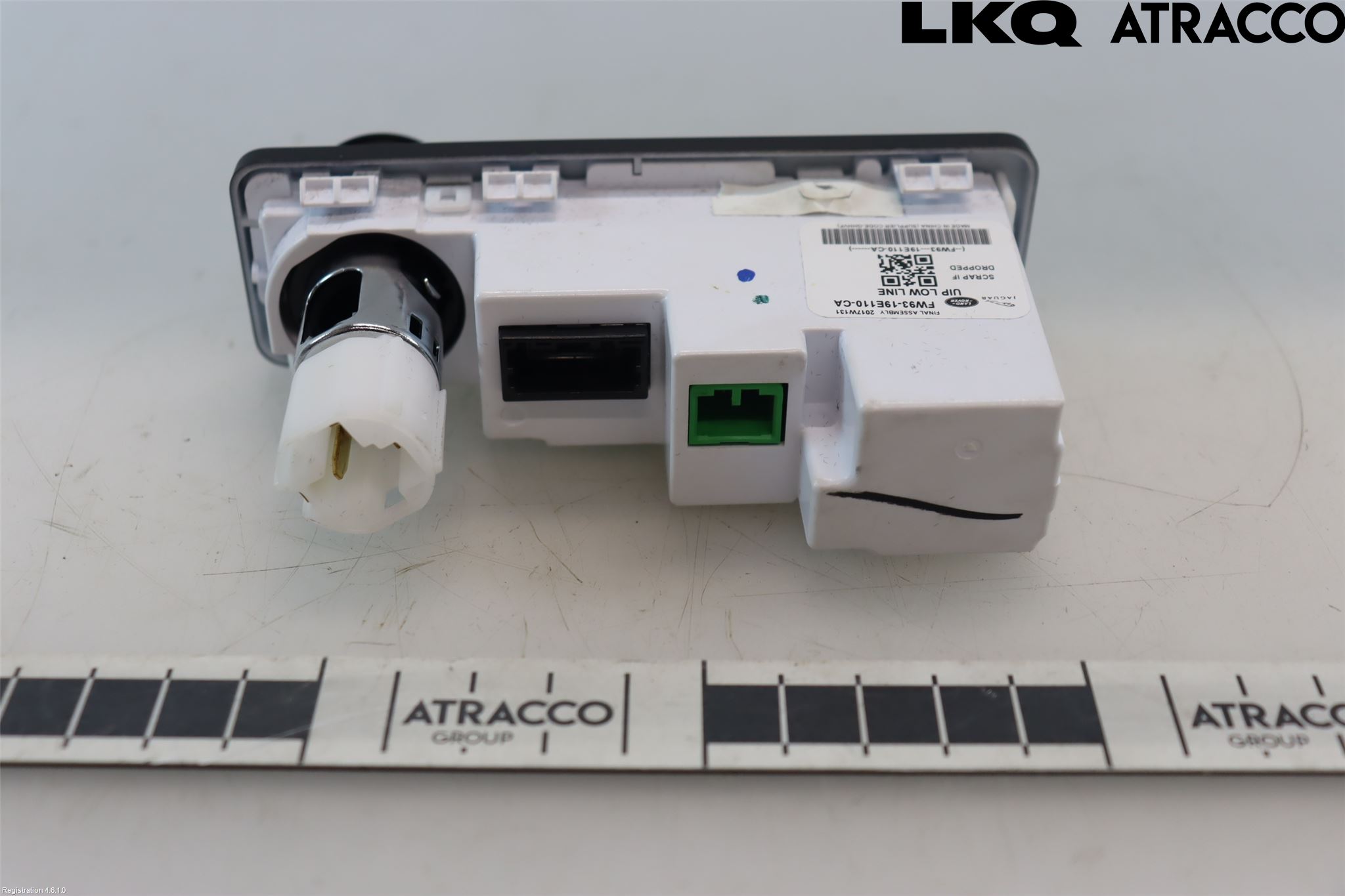 Jaguar XF (X260) 16-24 Usb Connection