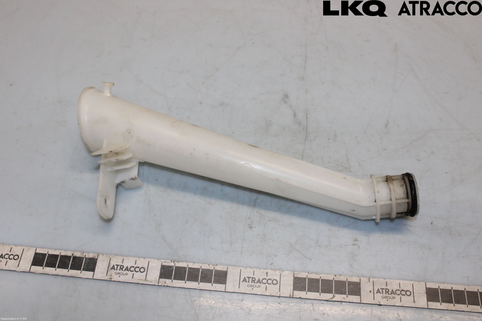 Nissan PULSAR Spolartank Påfyllningsrör