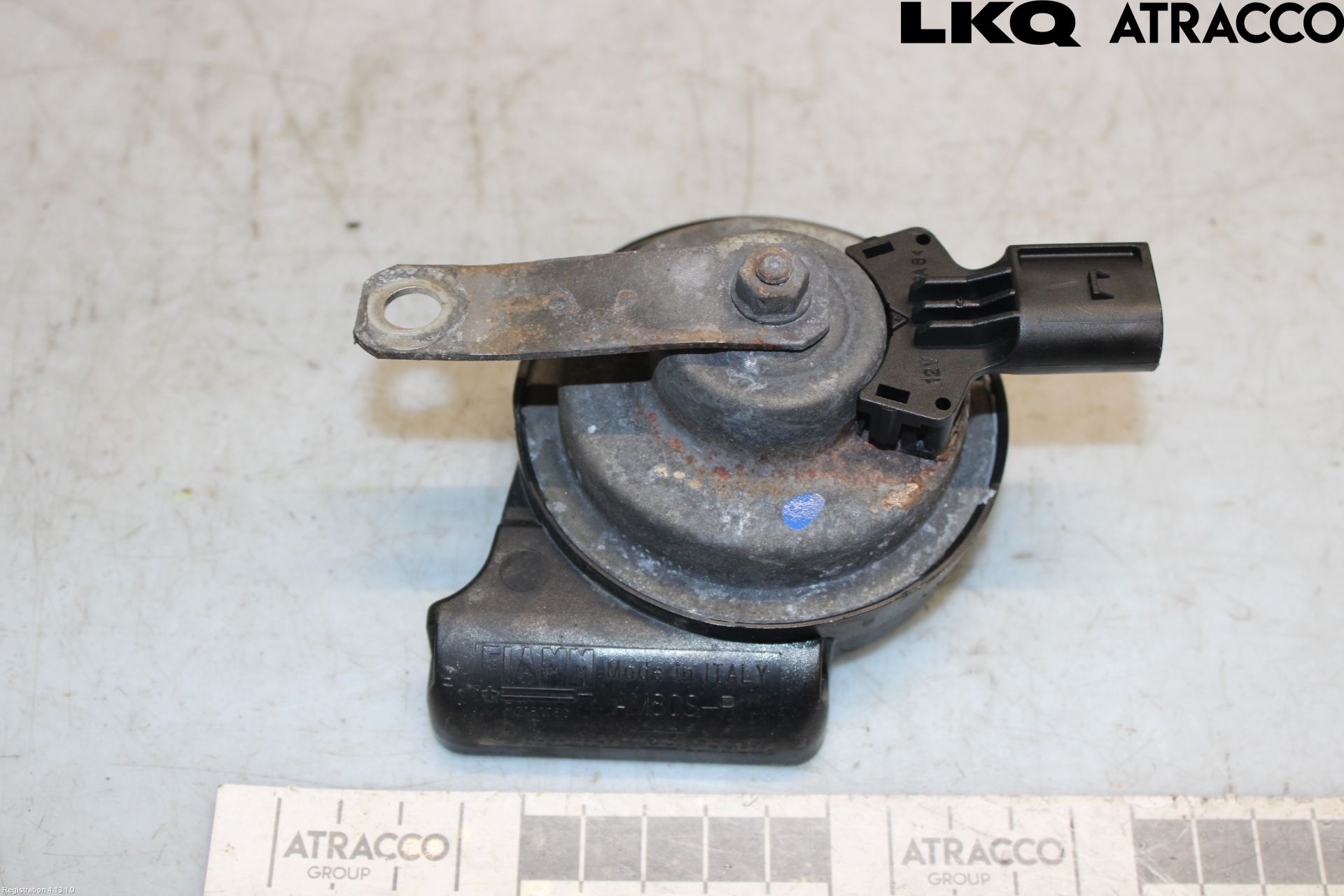 Skoda SUPERB 09-15 Signalhorn