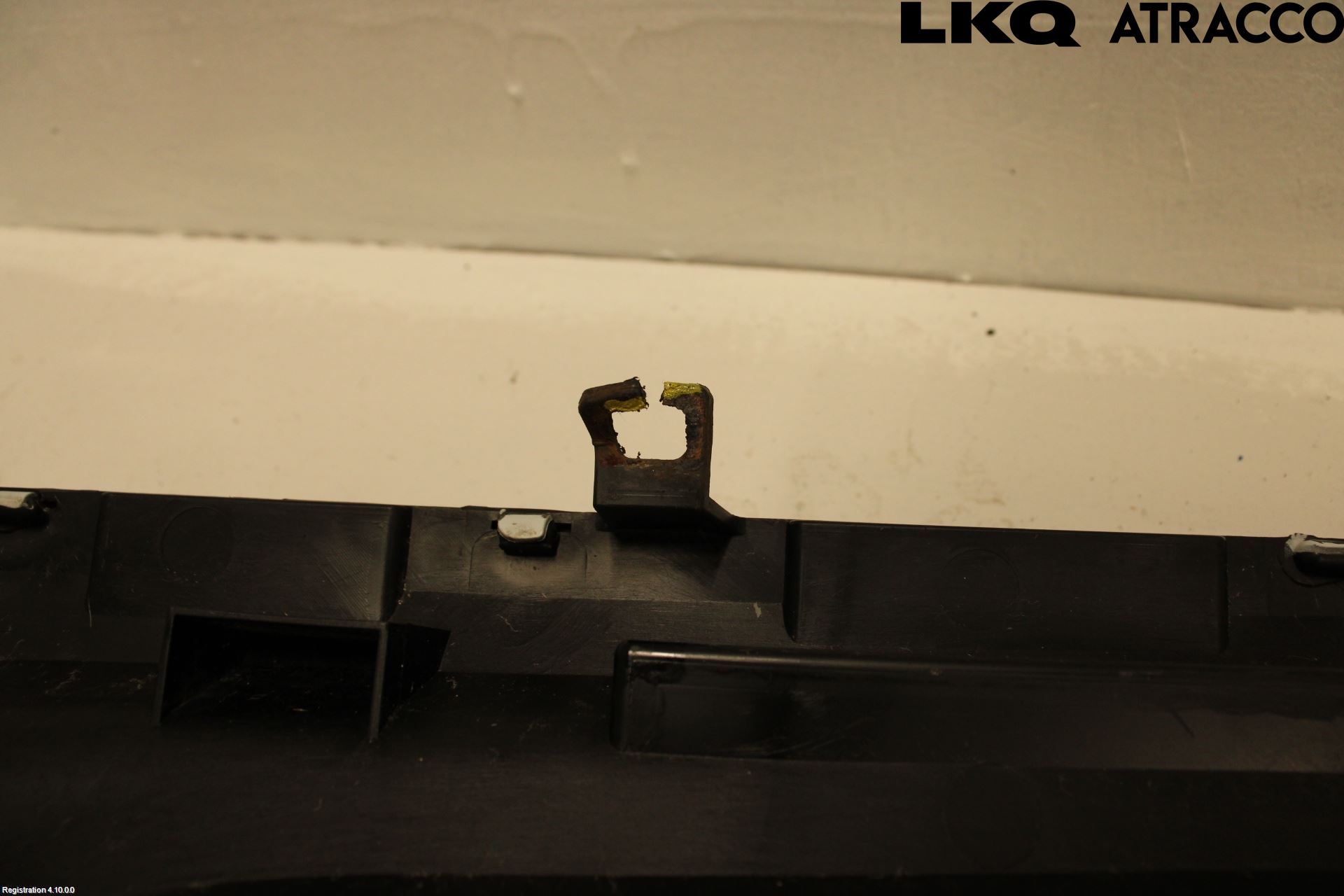 Nissan PRIMASTAR Grill Komp