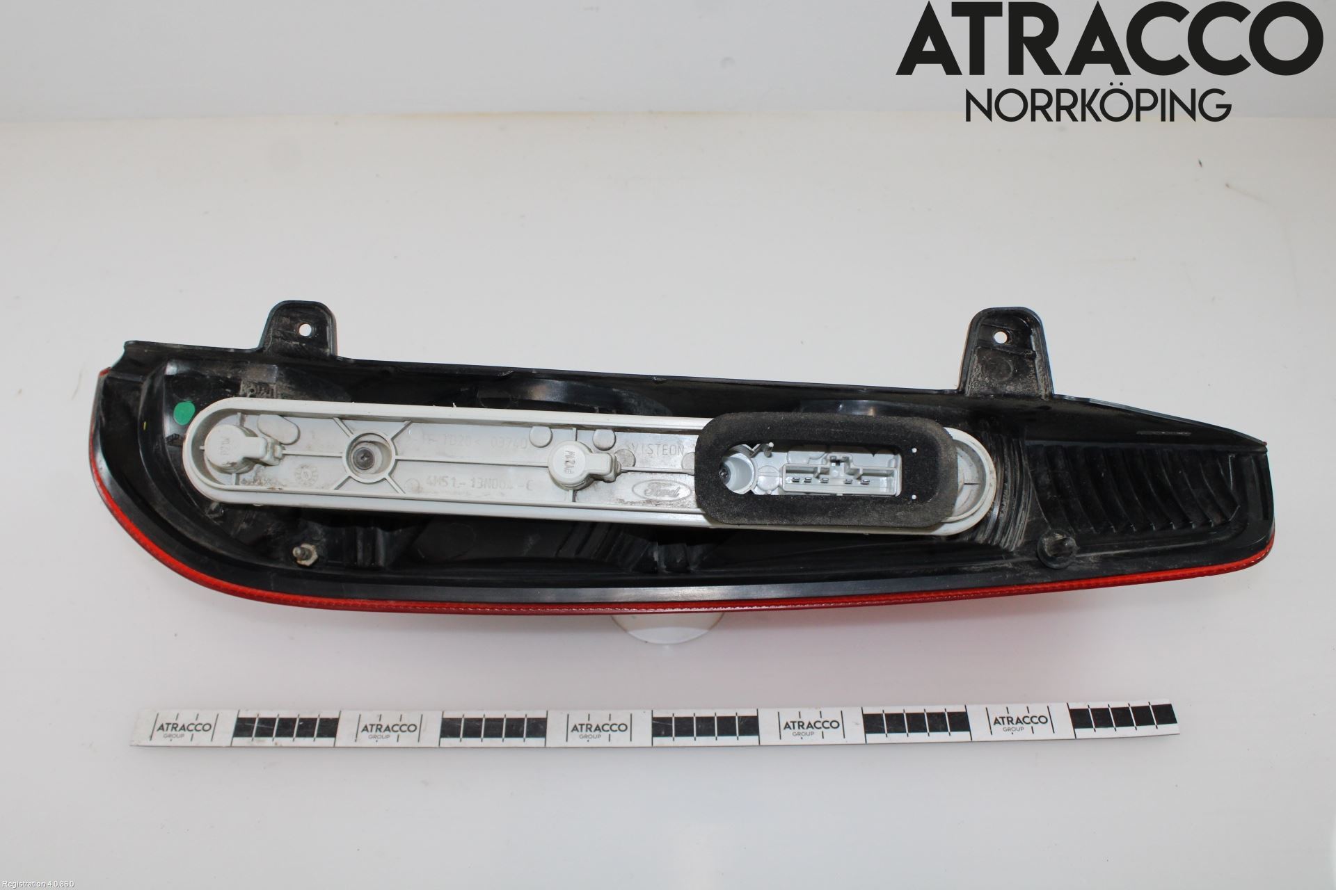 Ford FOCUS     04-07 Bakljus Vänster