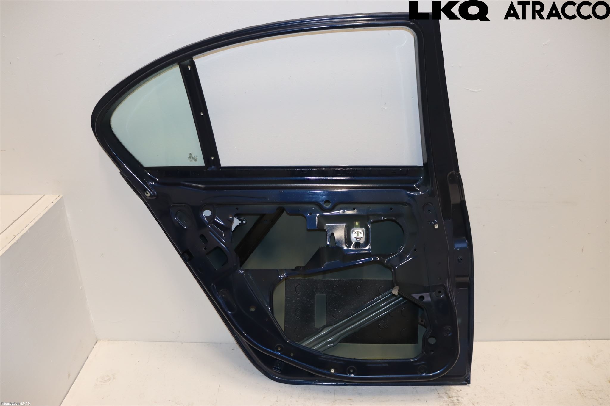 BMW 5 E60/61 Sed/Tou 02-10 Dörr Bak Vänster