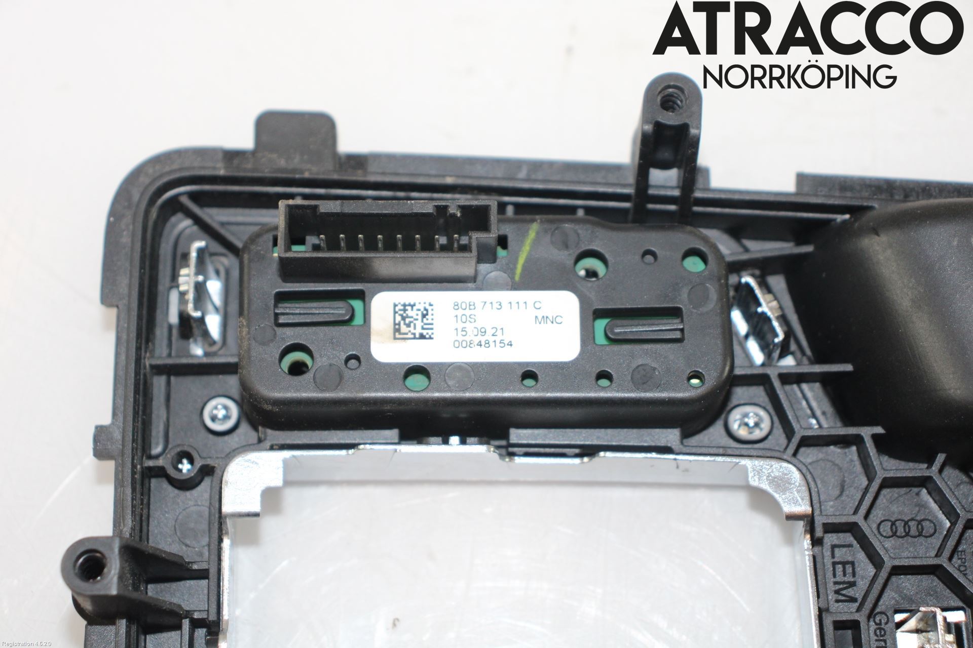 Audi Q5/SQ5 17- Inredning Sarg Växelspak