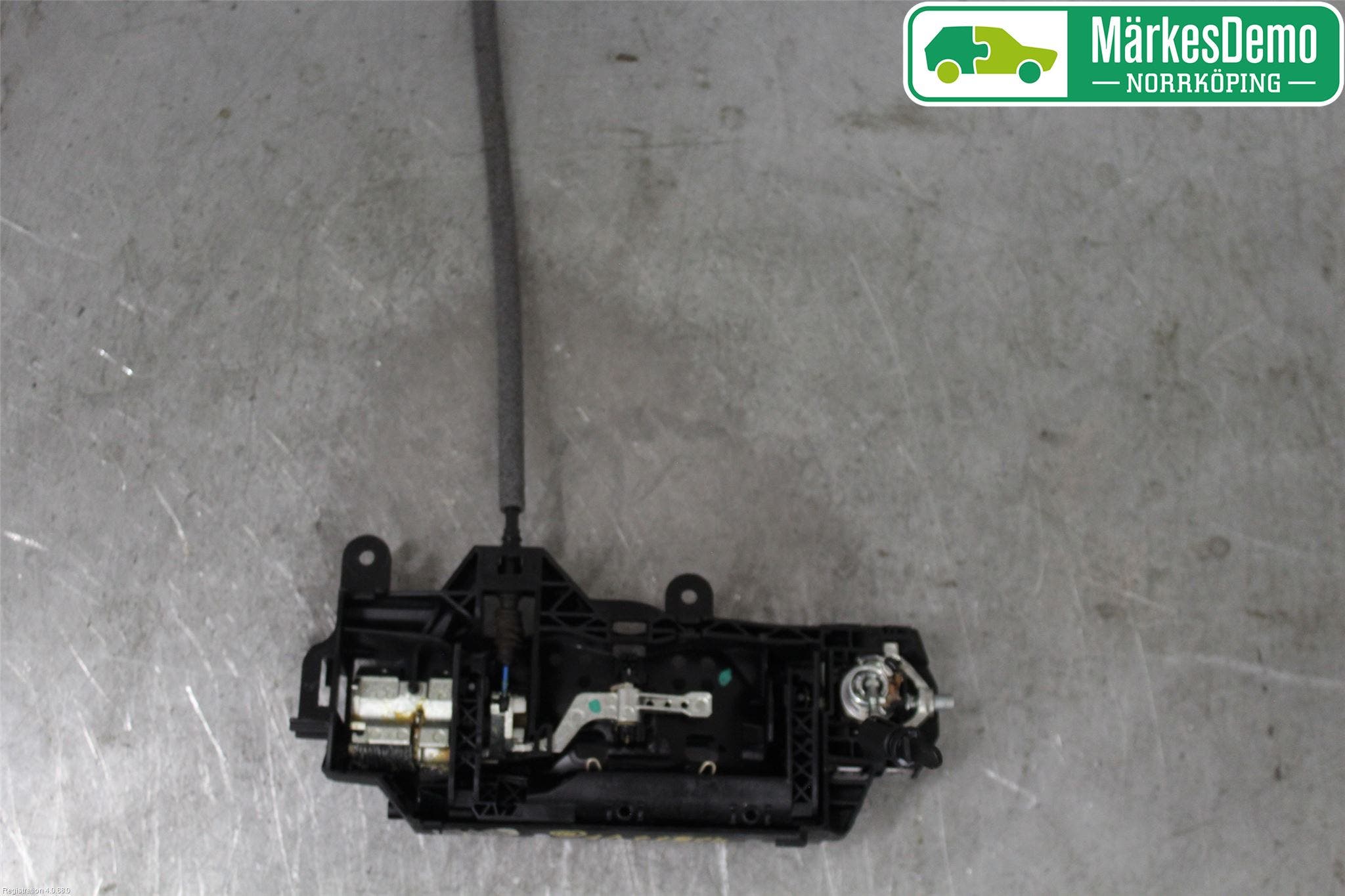 Audi A4/S4 B9 20- Dörrhandtag Yttre Vä