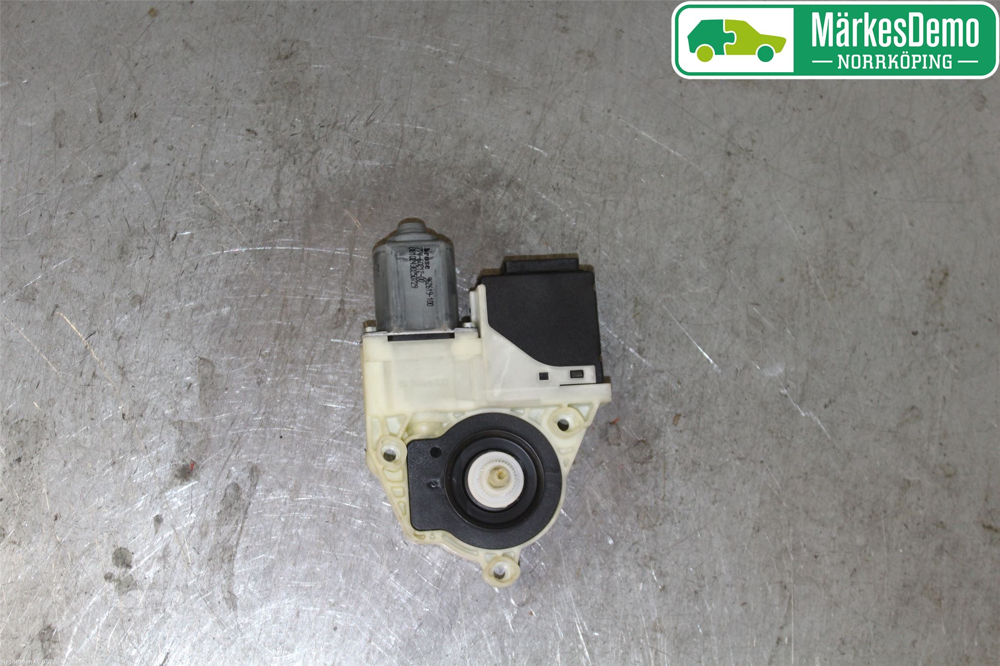 Volkswagen VW PASSAT 11-14 Fönsterhissmotor