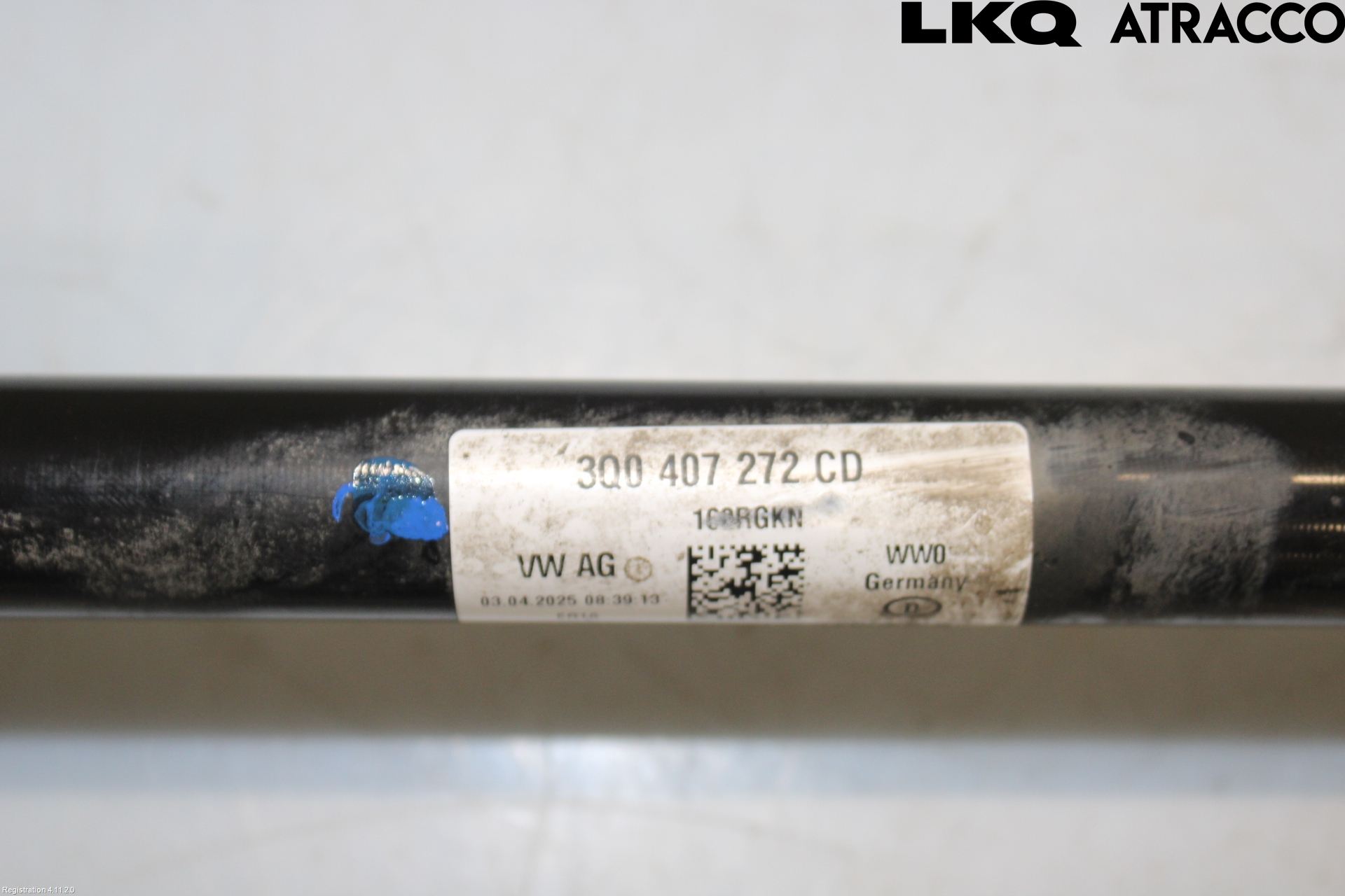 Volkswagen VW TOURAN 16- Drivaxel Fram Höger