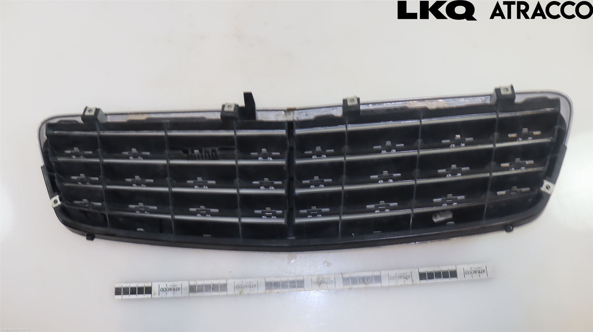 Mercedes-Benz MB C (203) 00-07 Grill Komp