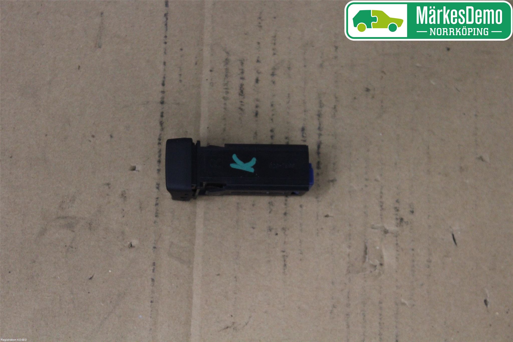 Toyota COROLLA 19- Strömställare Stolvärme