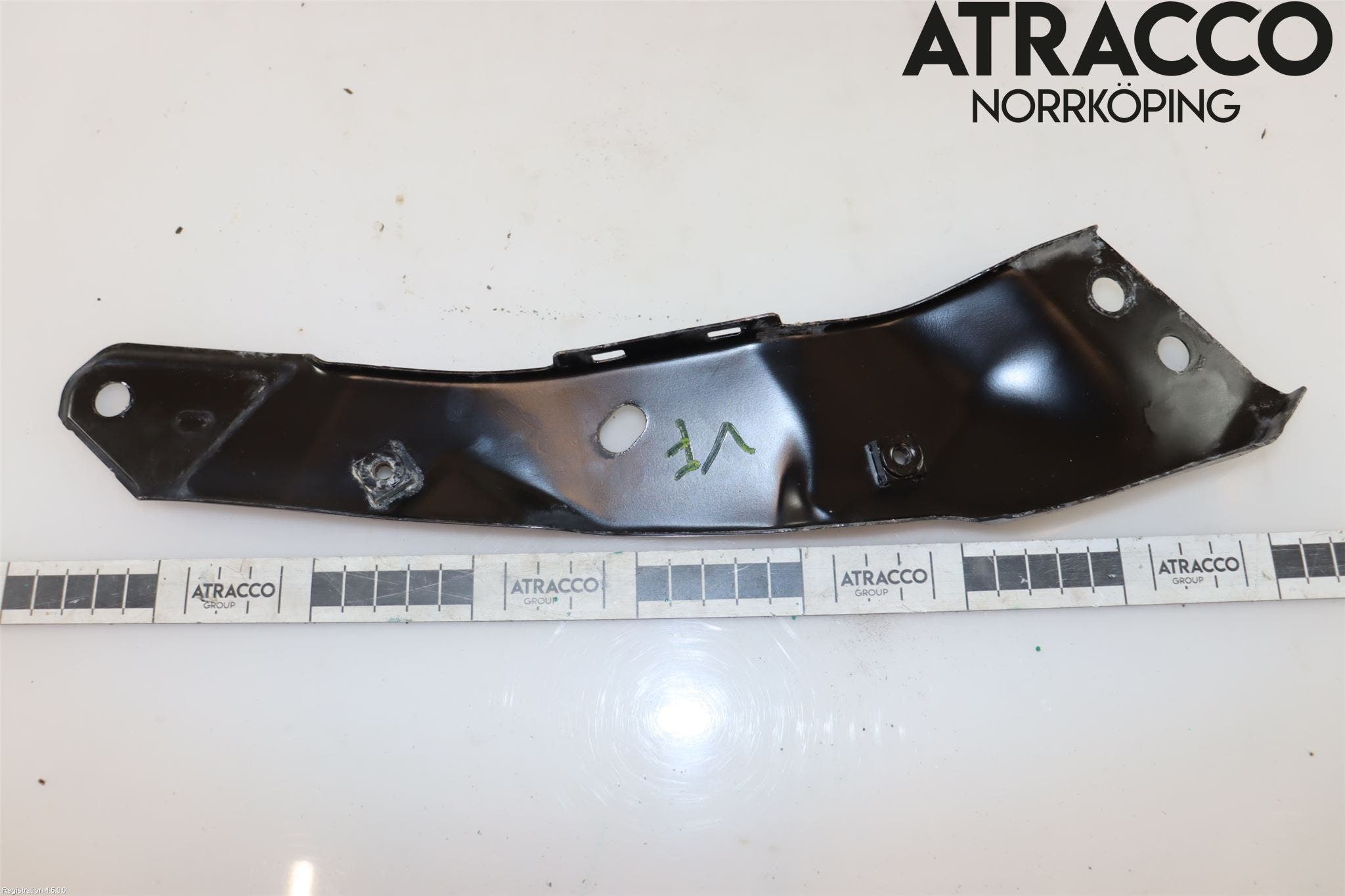 Volkswagen VW GOLF VI 09-13 Frontplåt