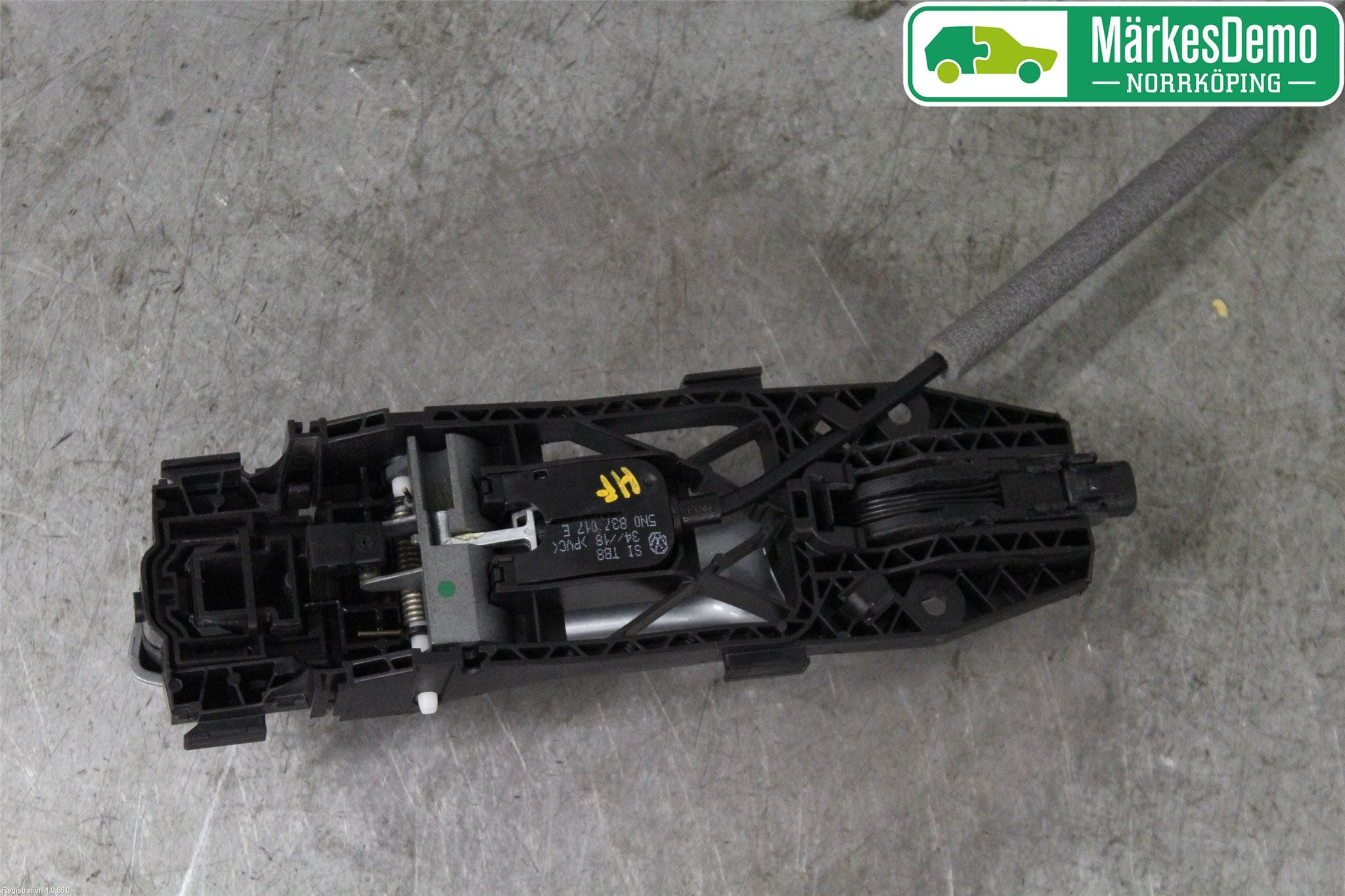 Skoda SUPERB 16-24 Dörrhandtag Yttre Hö