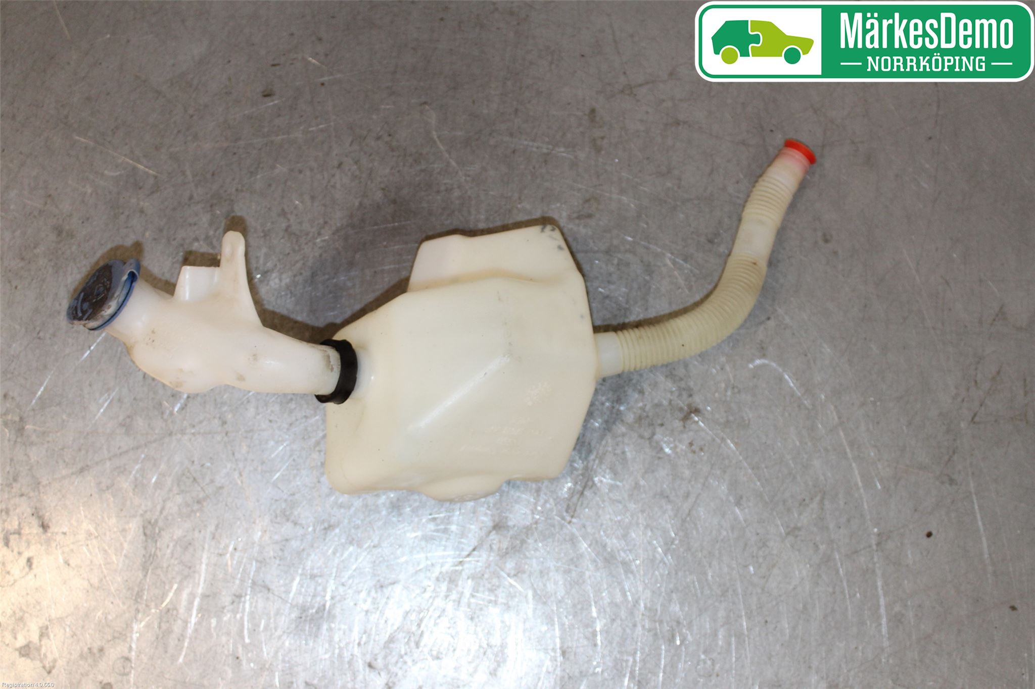 Volvo S40 04-07 Spolartank Påfyllningsrör