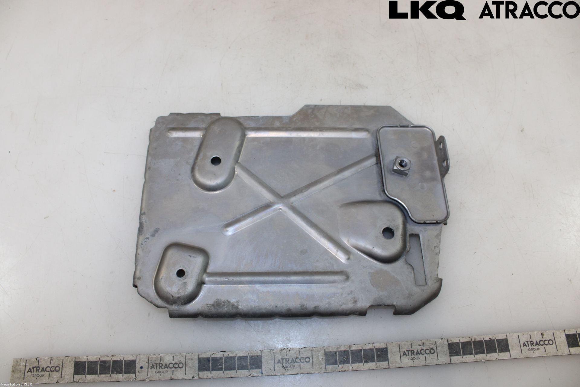 Volkswagen VW ID.7/TOURER 24- Batterilåda-Fäste-Hållare