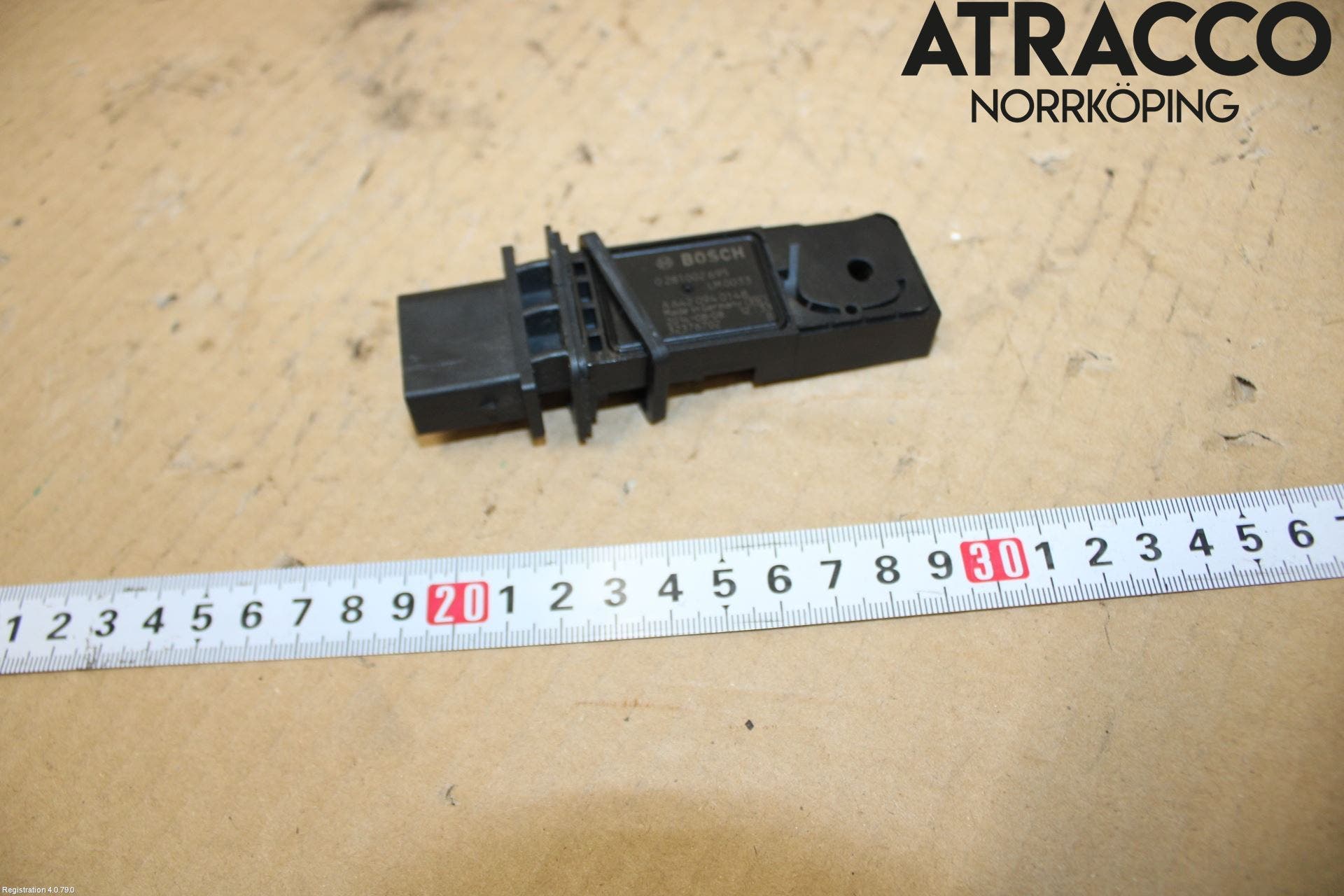 Mercedes-Benz MB E-KLASS (W211) 02-09 Injluftmassamätare