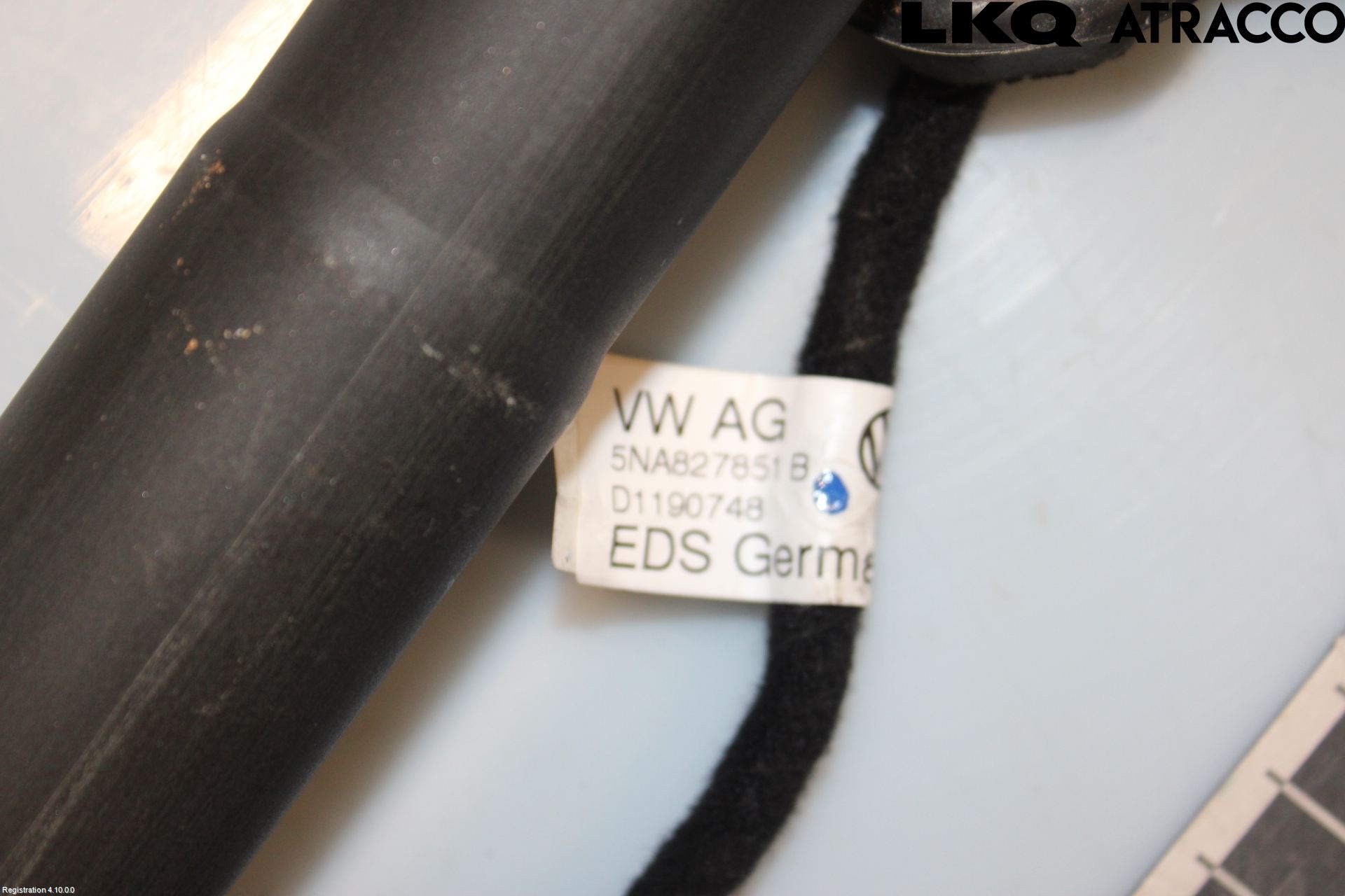 Volkswagen VW TIGUAN 16-24 Gasfjäder Baklucka