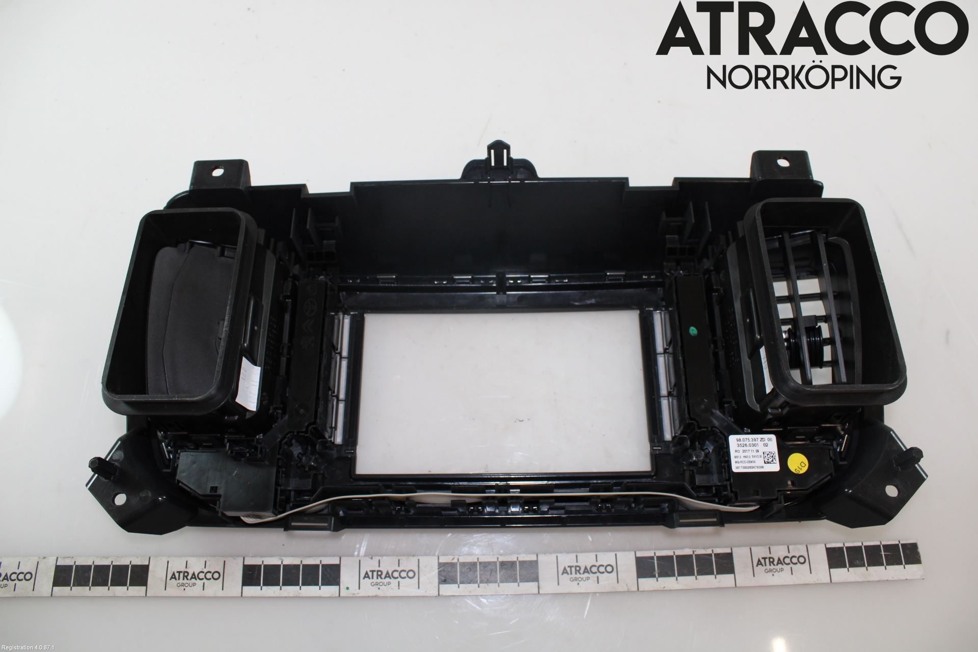 Toyota PROACE II 16- Instrument-Radio Sarg