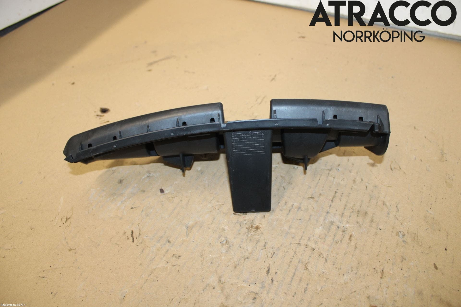 Volvo C30 07-10 Stötfångarfäste Bak Hö