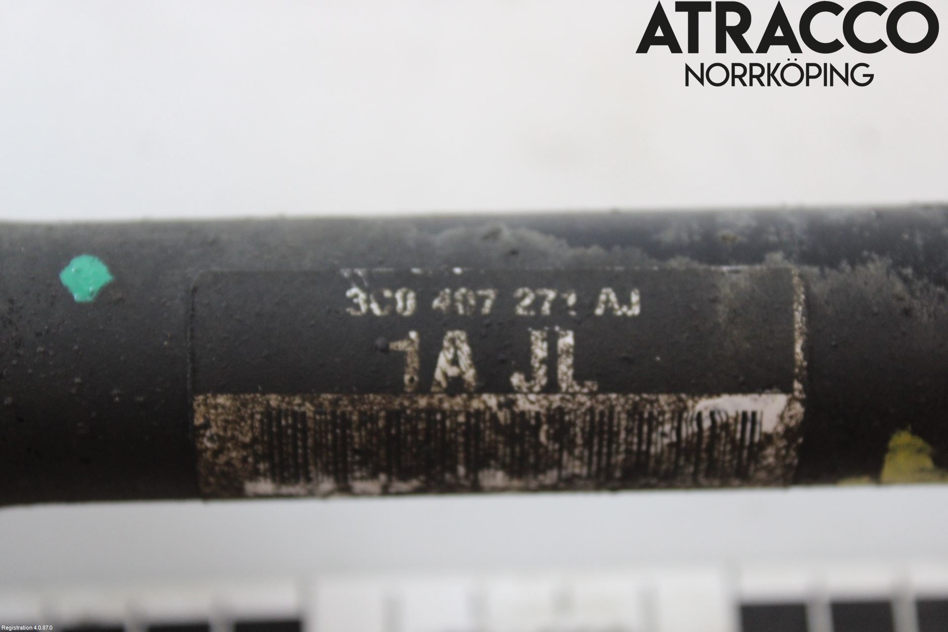 Volkswagen VW PASSAT 11-14 Drivaxel Fram Vänster