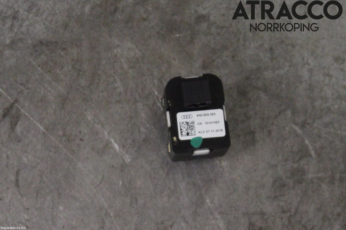 Audi A6 F2/C8 19- Strömställare Spegel