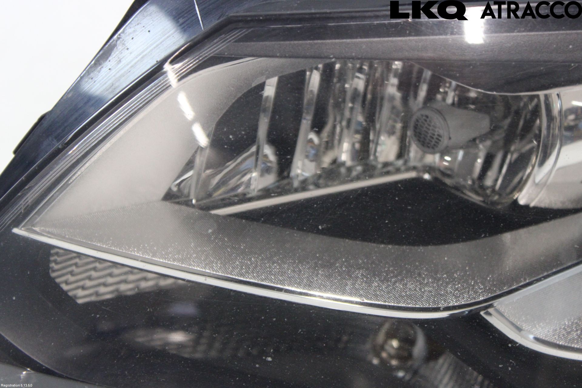 Volkswagen VW TOURAN 10-15 Strålkastare Vänster