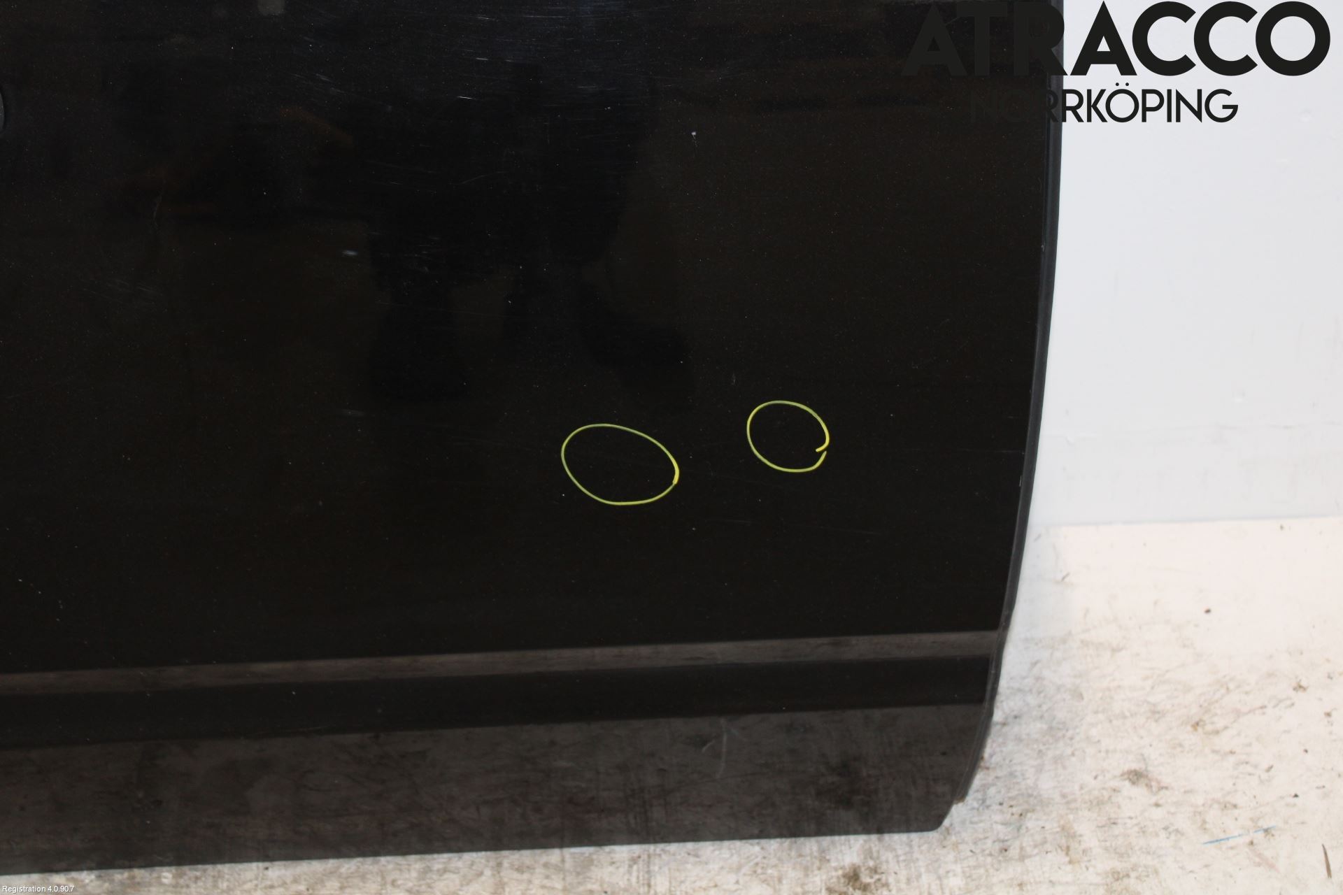 Nissan NAVARA 05-16 Dörr Bak Höger