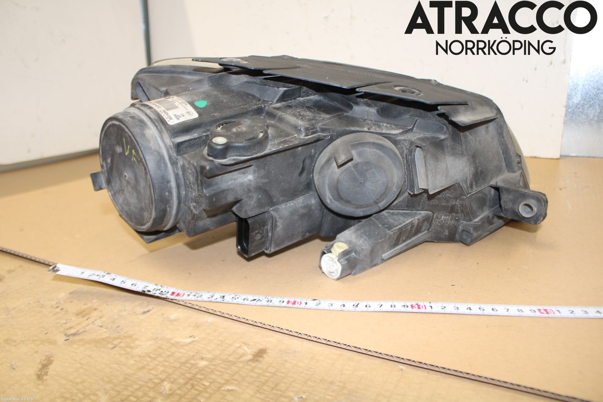 Volkswagen VW PASSAT 05-11 Strålkastare Vänster