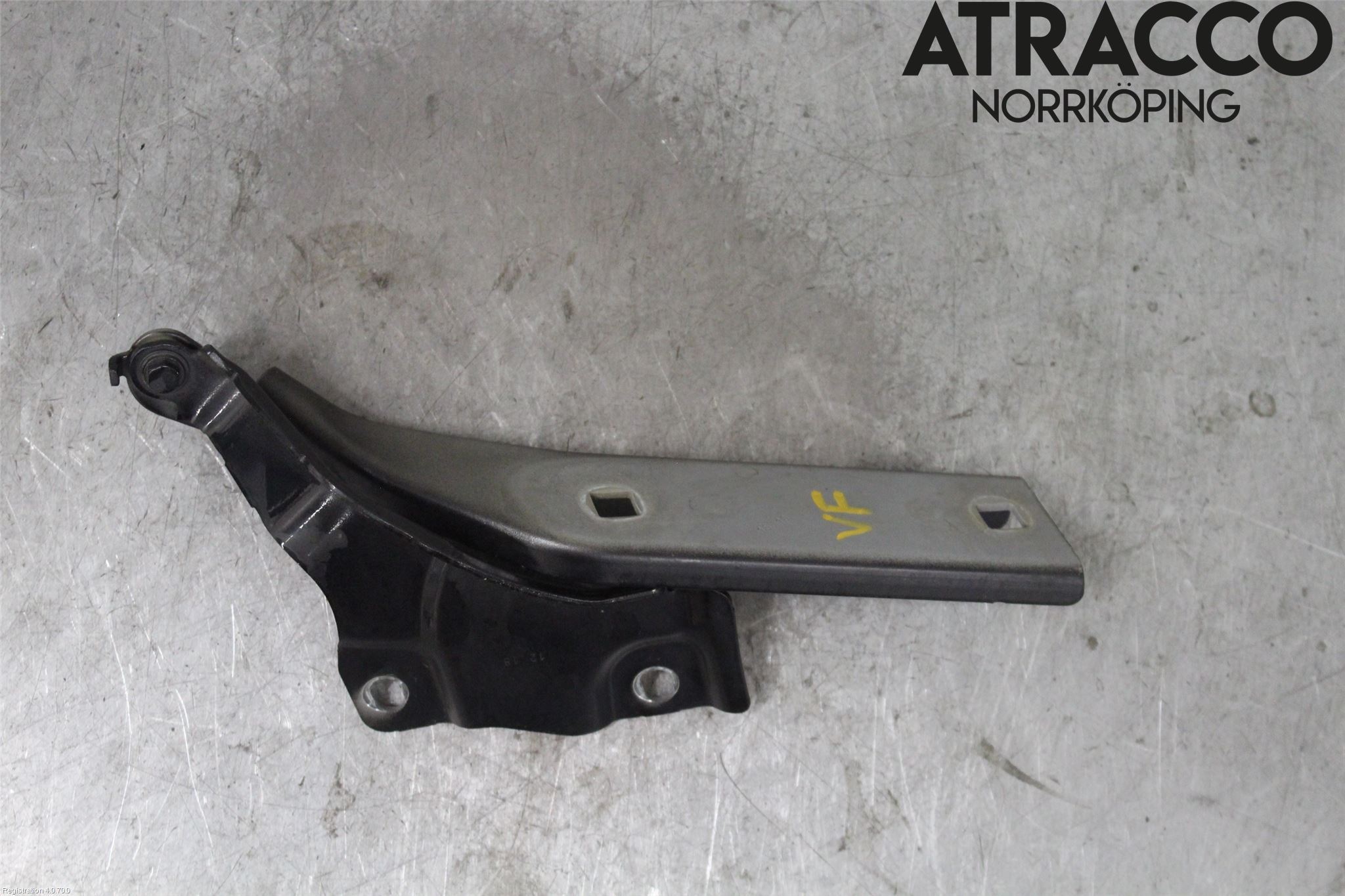 Audi Q2/SQ2 17- Huvgångjärn