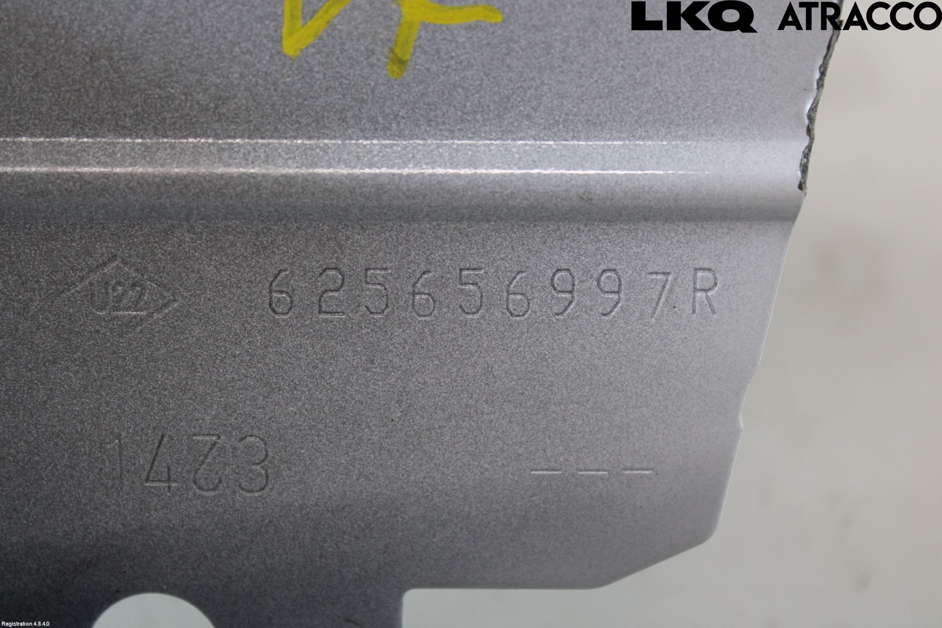 Renault EXPRESS 21- Skärmfäste Fram Vä