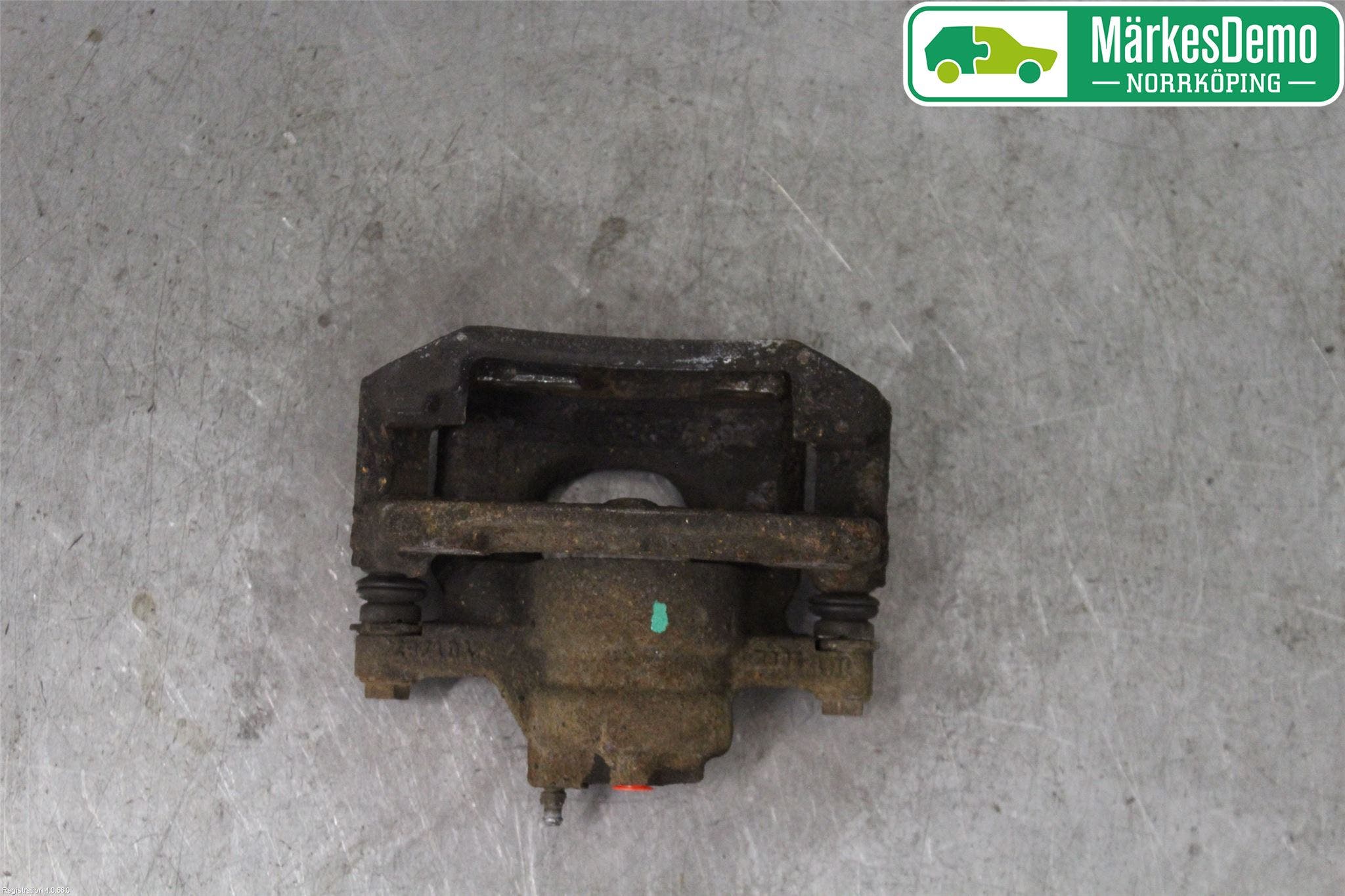 Peugeot 107 Bromsok Fram Höger