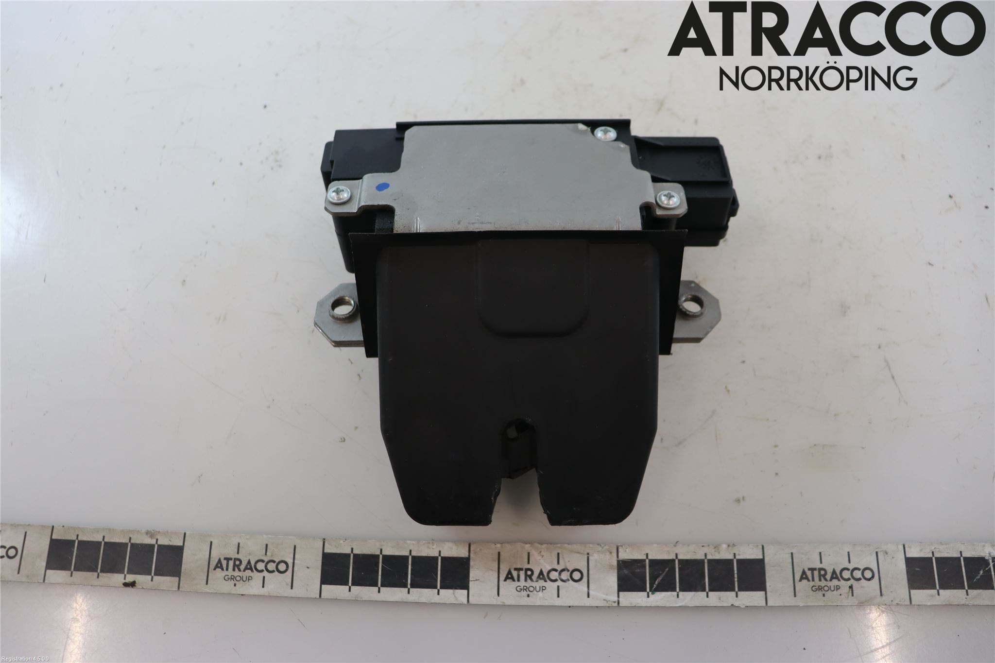 Volvo V50 04-07 Låskista Baklucka