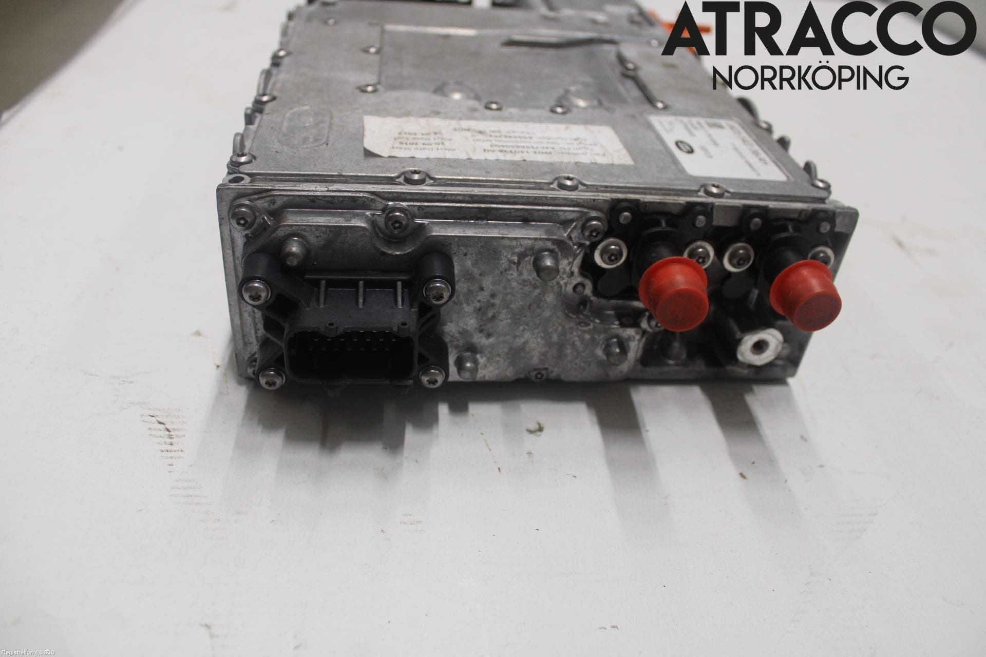 Jaguar I-PACE 18- Inverter Hybrid