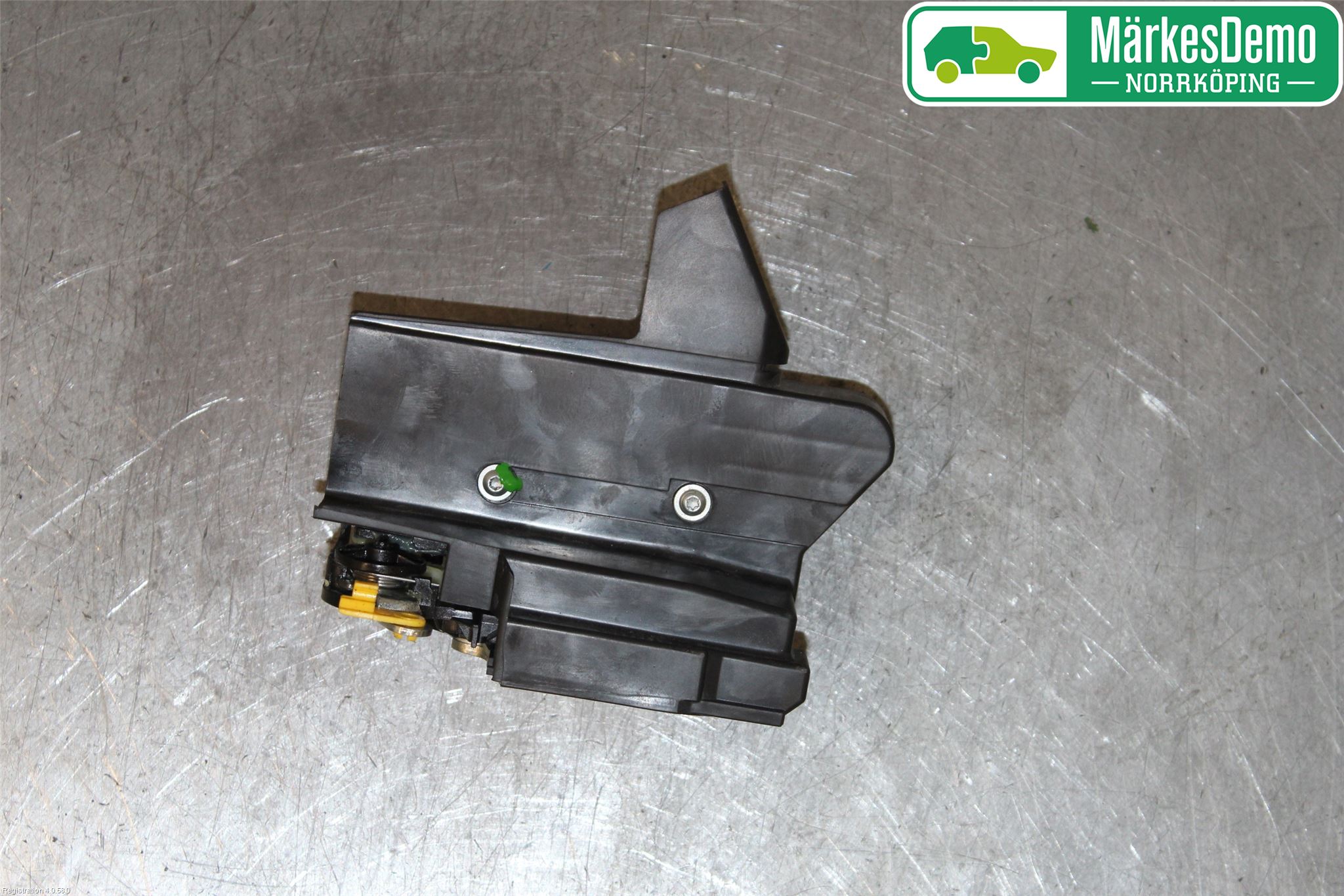 Dacia SANDERO/STEPWAY 13-20 Låskista-Dörrlås