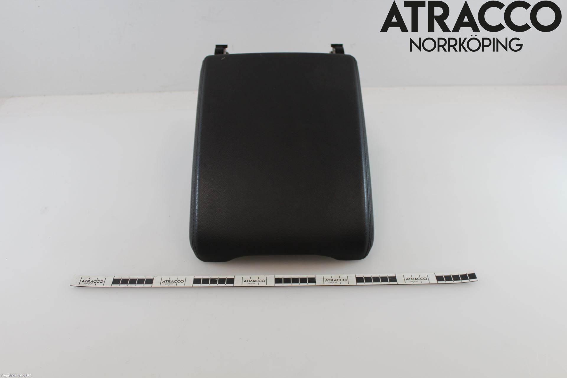 Volkswagen VW TOUAREG CR 18- Inredning Armstöd