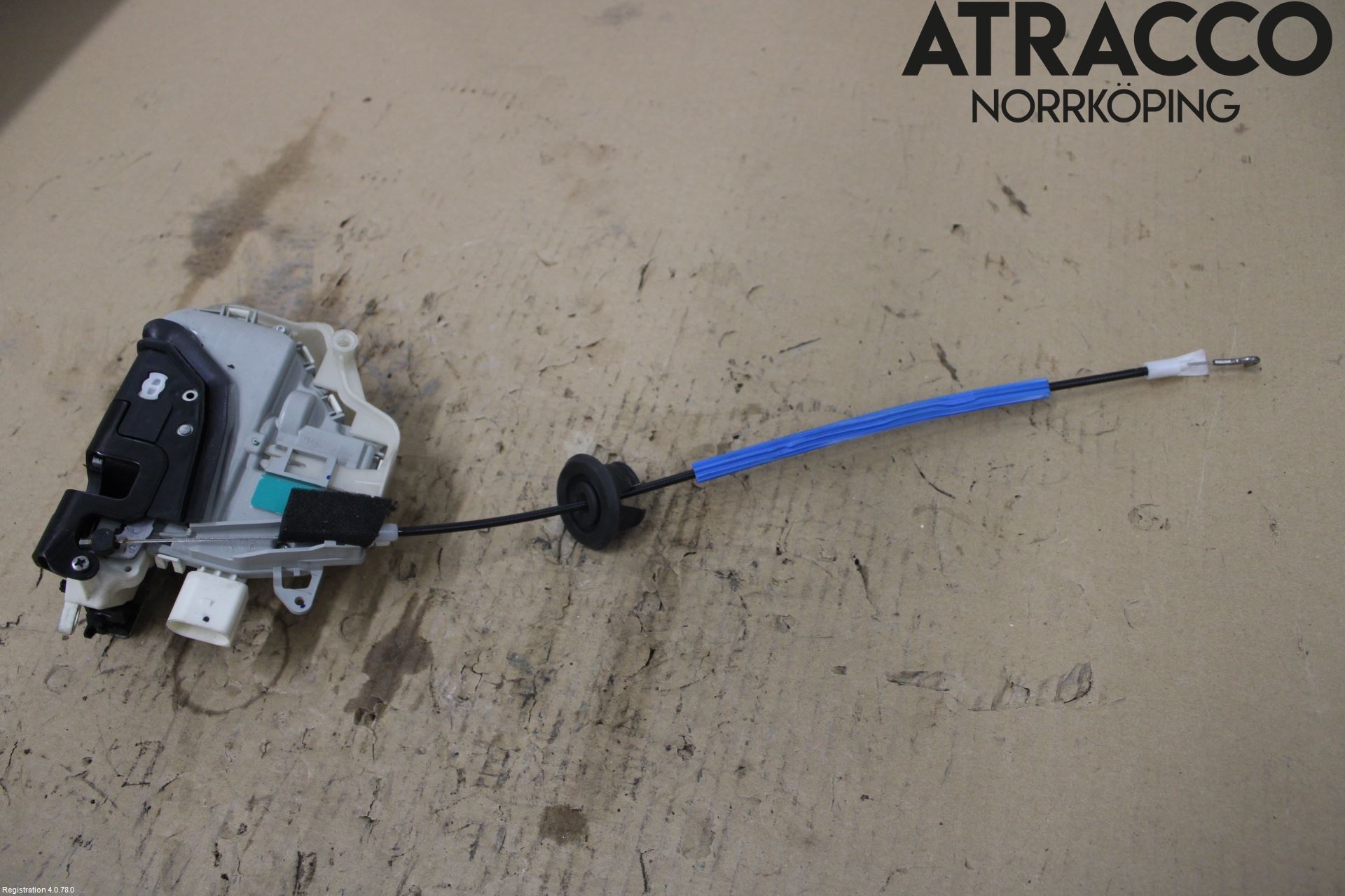 Audi A4 12-15 Låskista-Dörrlås