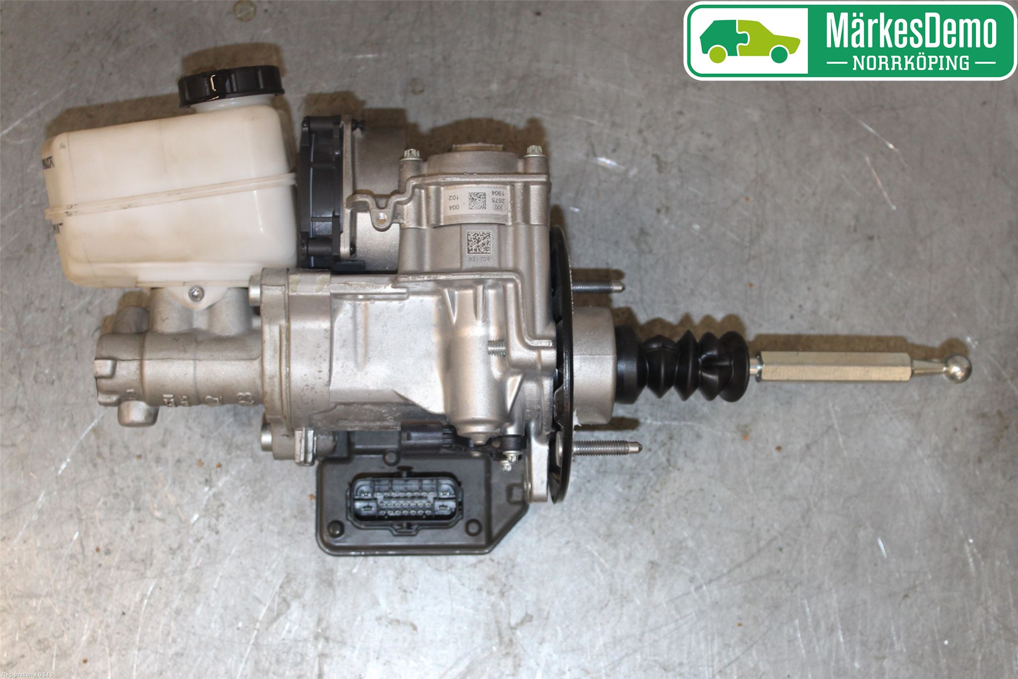 Volkswagen VW GOLF / E-GOLF VII 13-20 Bromsservo