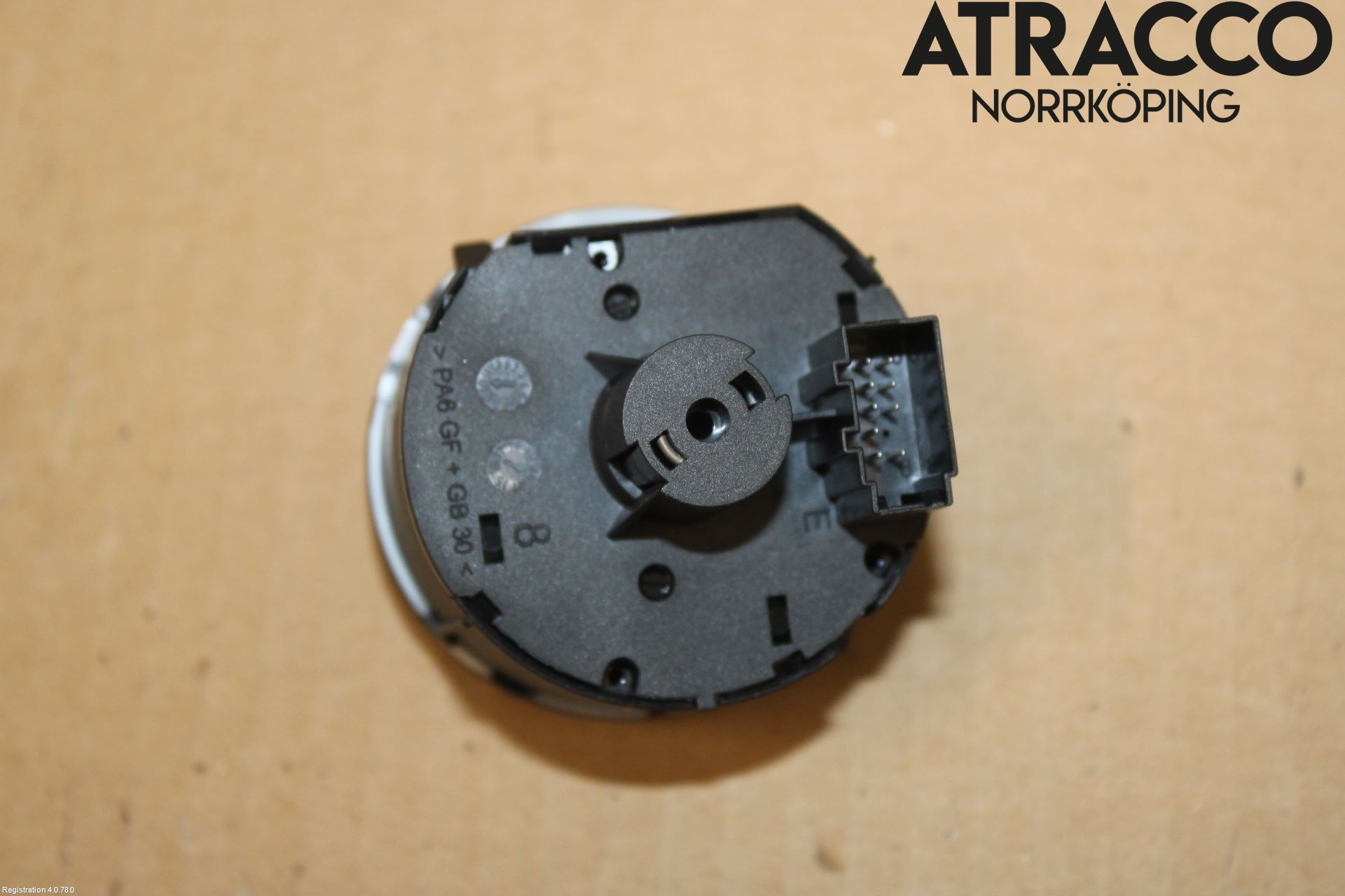 Skoda KAMIQ 20- Strömställare Ljus