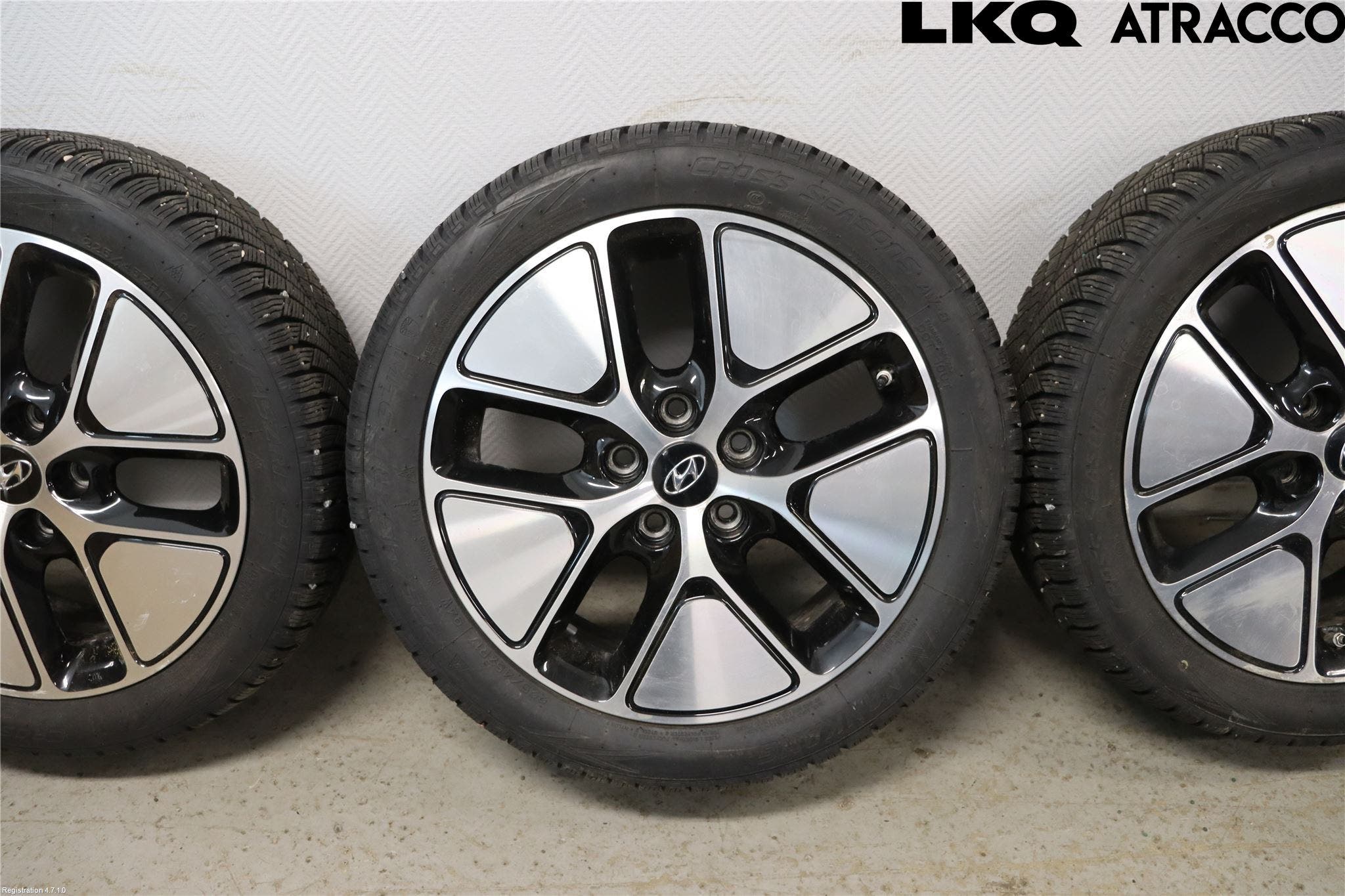 Hyundai IONIQ AE 17-22 Vinterdäck Alumfälg 4St