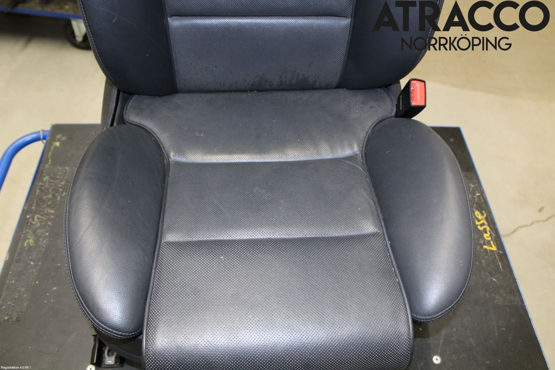 Audi A8/S8 4E  02-09 Inredning Stol Fram Vä